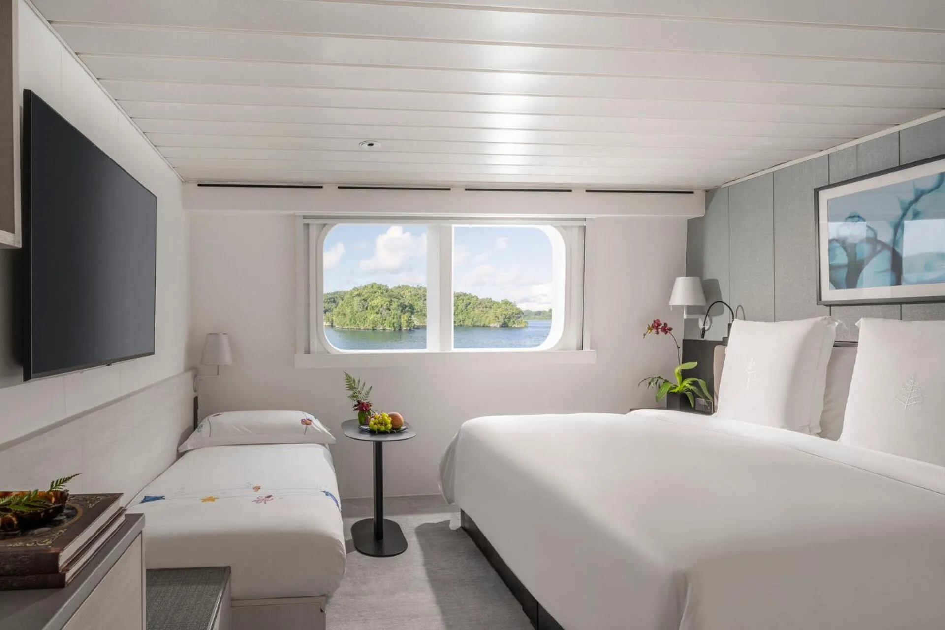 Bedroom, Bed in Four Seasons Explorer Palau - Cruising Resort