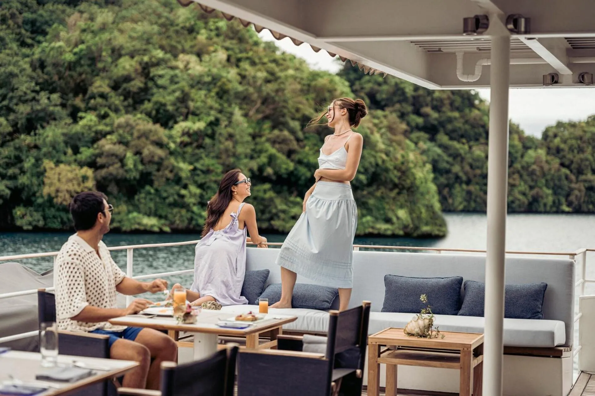Restaurant/places to eat in Four Seasons Explorer Palau - Cruising Resort