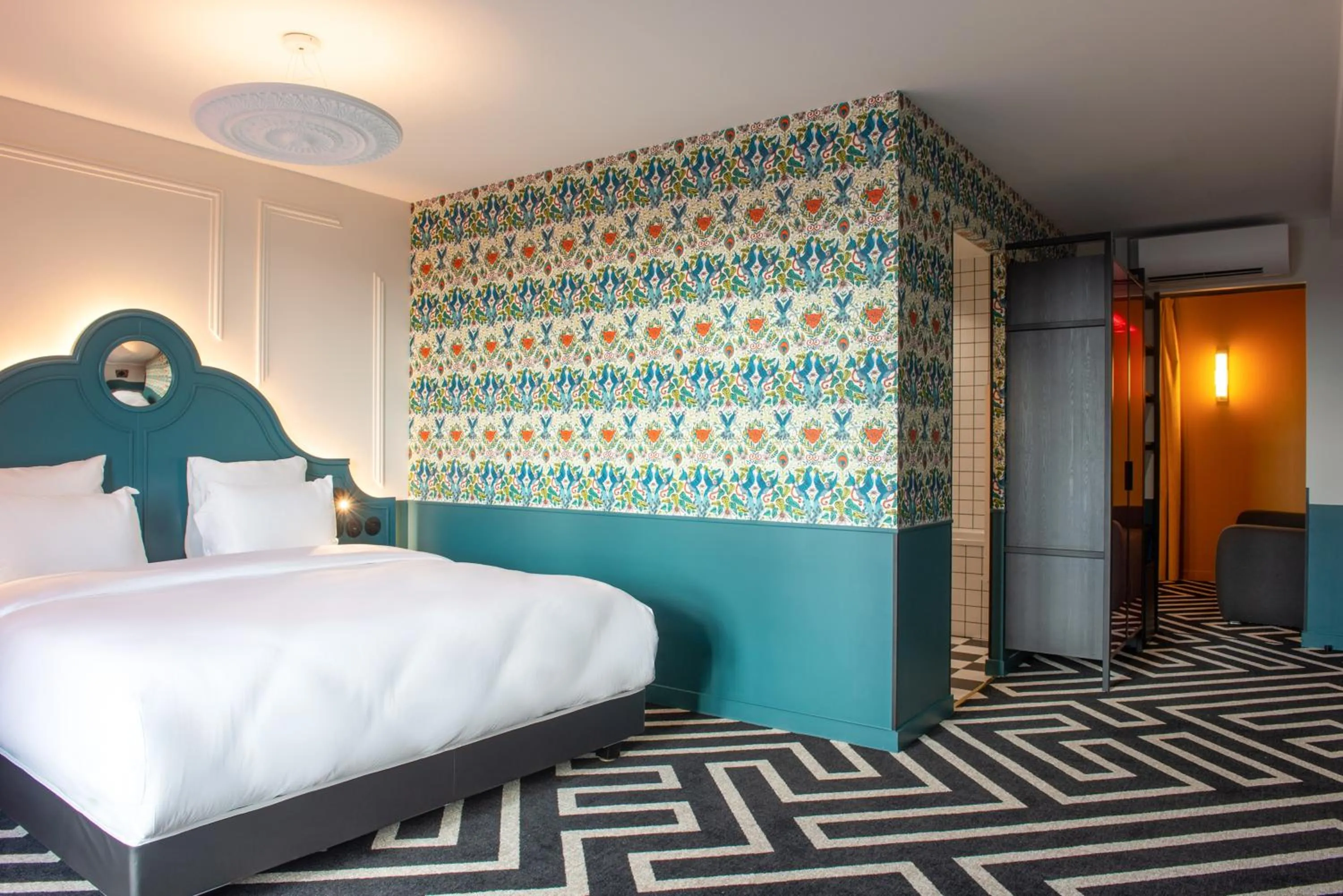 Bed in LABE Hôtel Tours Centre Gare