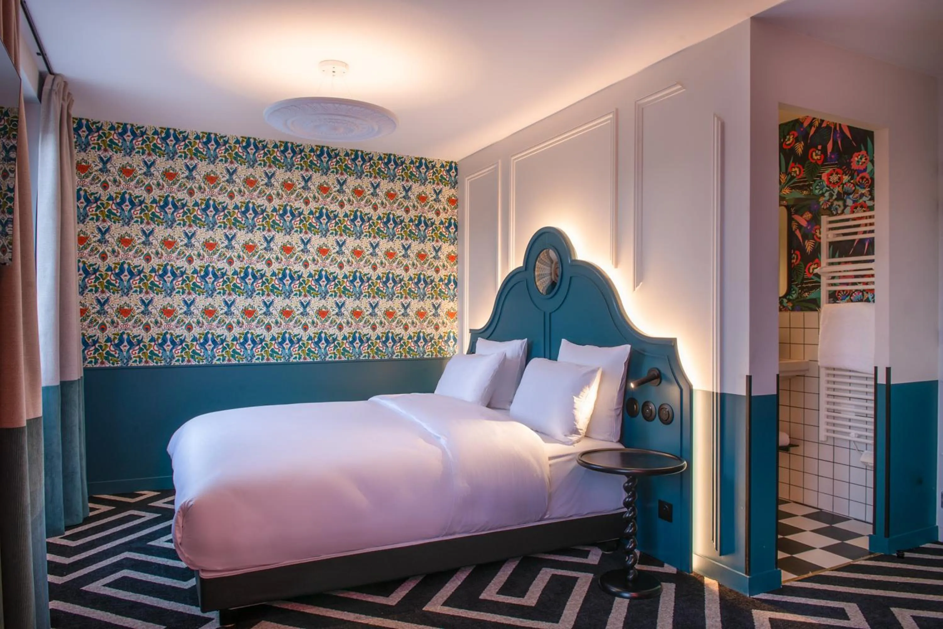 Bed in LABE Hôtel Tours Centre Gare