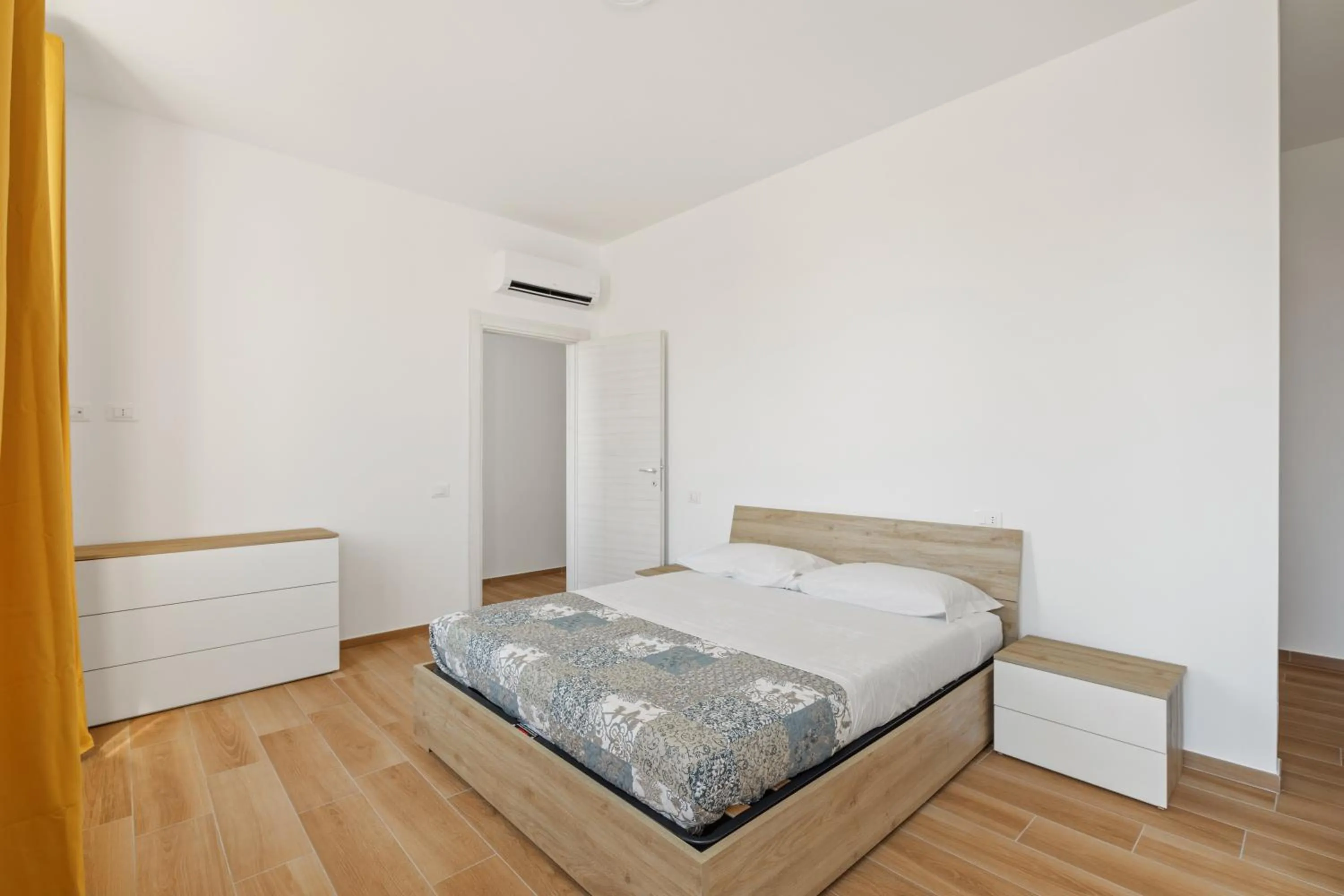 Bed in Residence Torvaianica