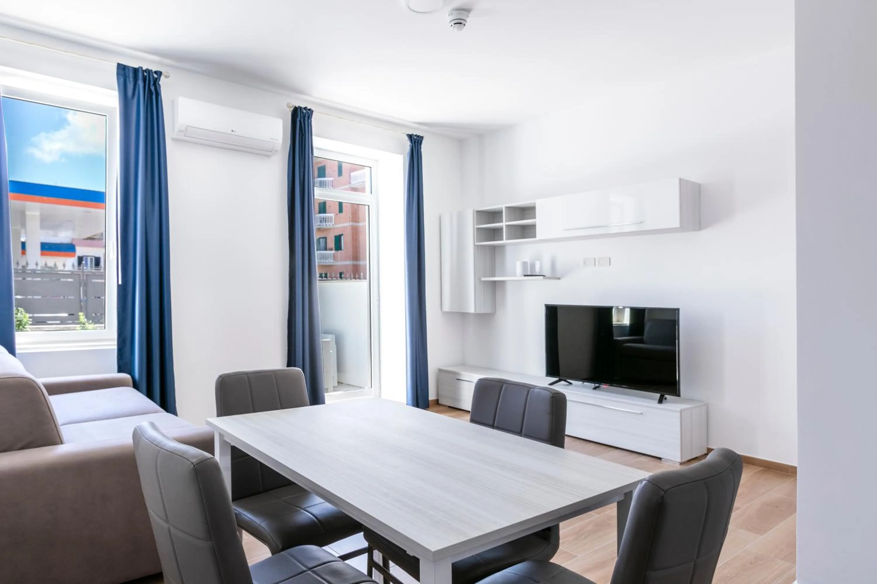 TV and multimedia in Residence Torvaianica