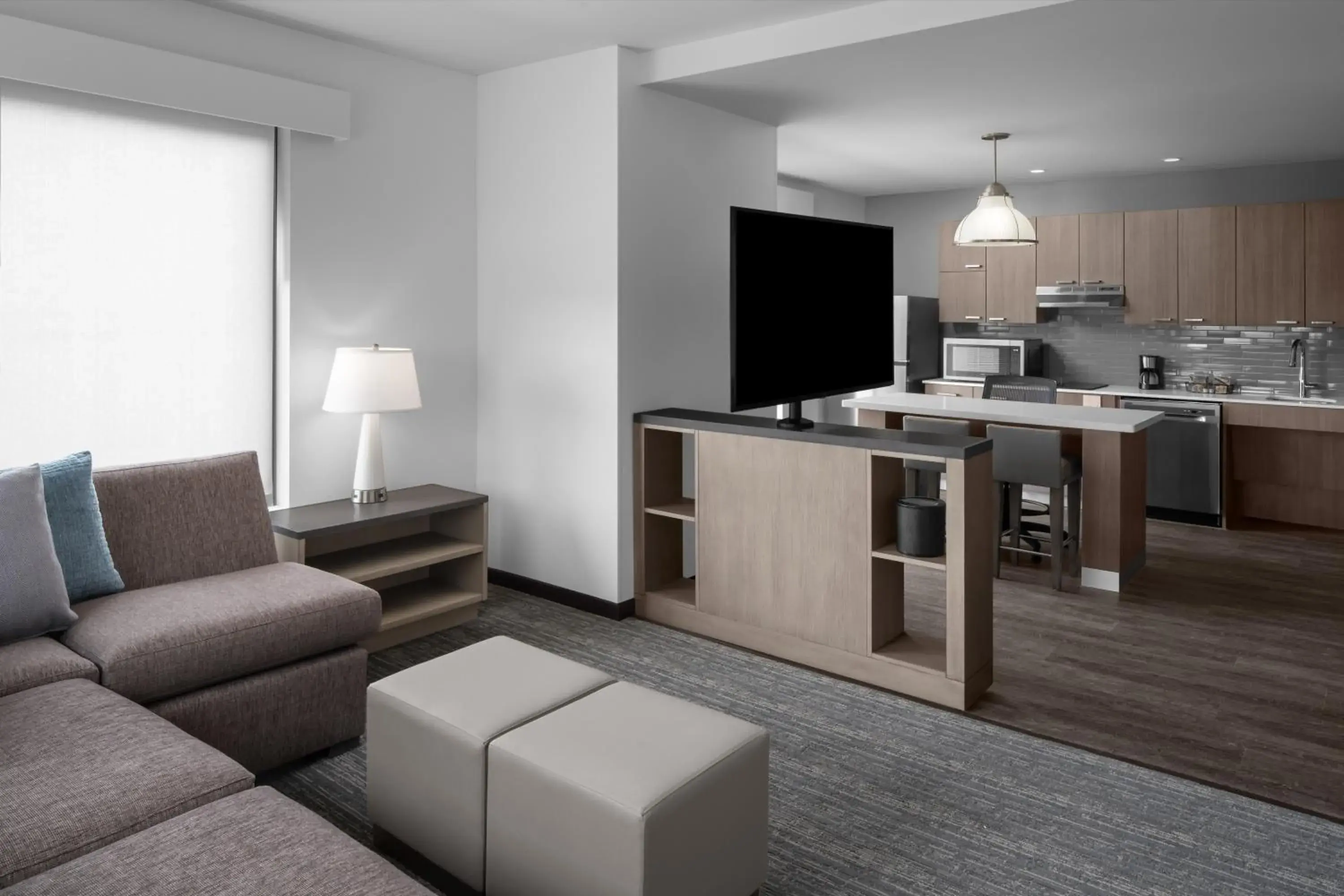 Living room in Hyatt House Lansing-University Area Living room in Hyatt House Lansing-University Area