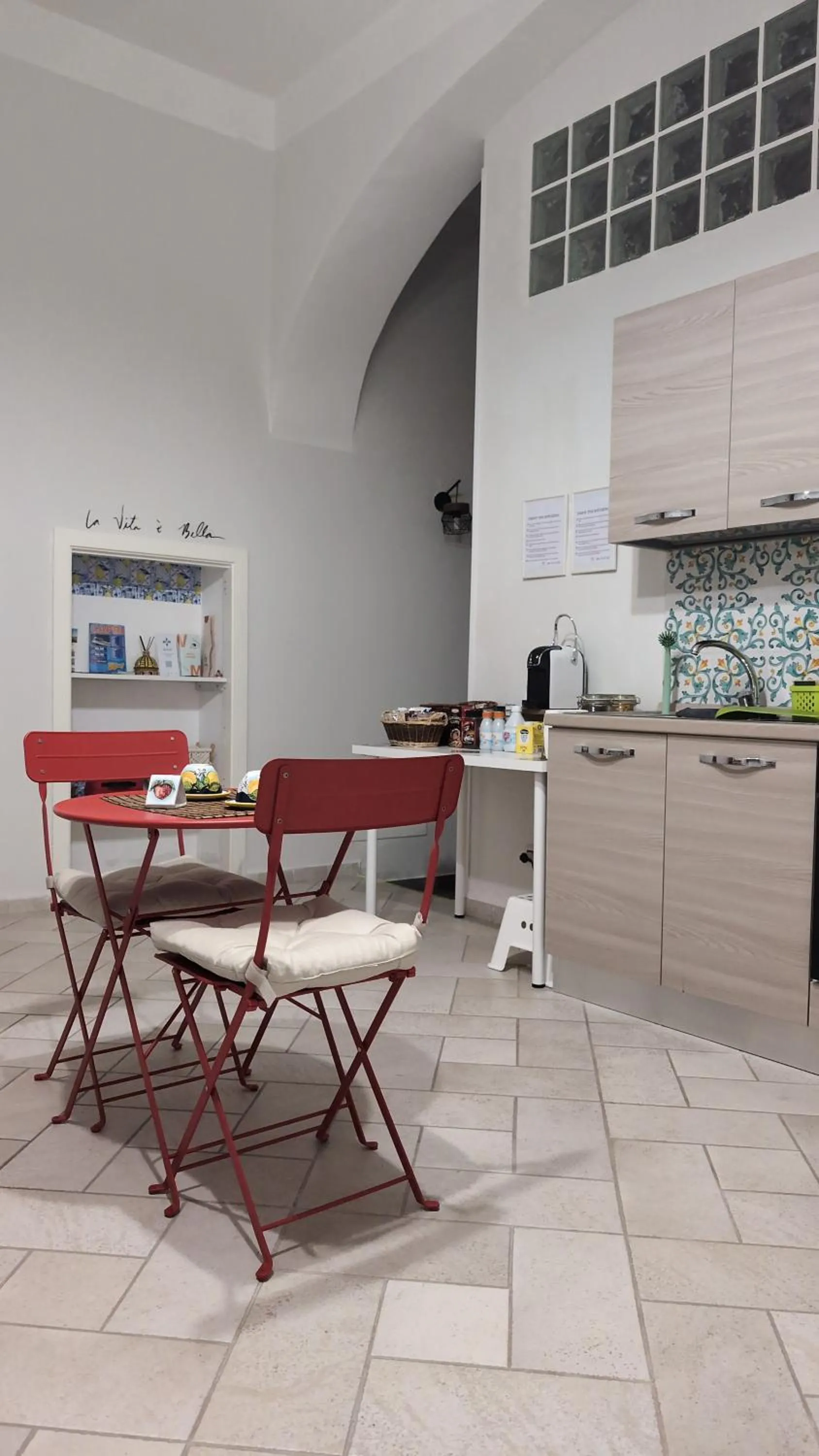 Kitchen or kitchenette in Apple Lemonade B&B