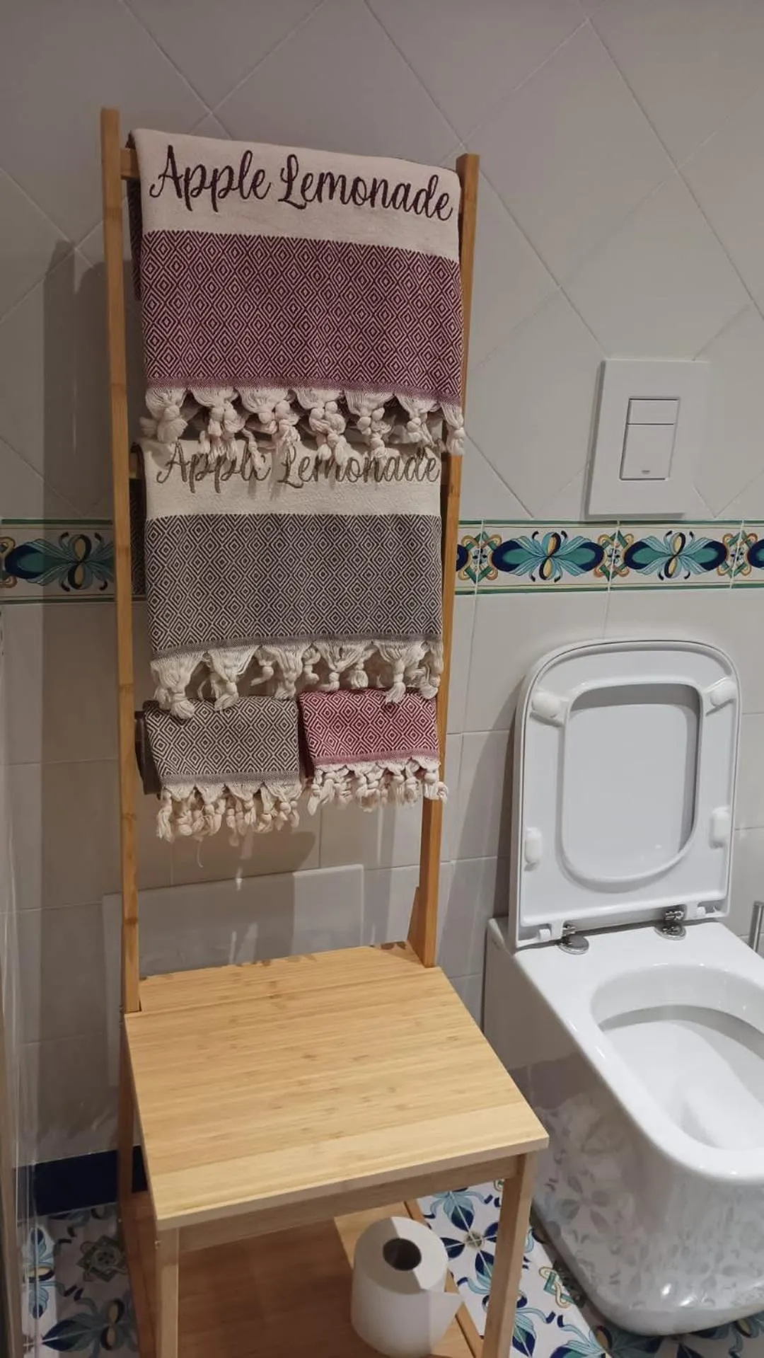 Bathroom in Apple Lemonade B&B