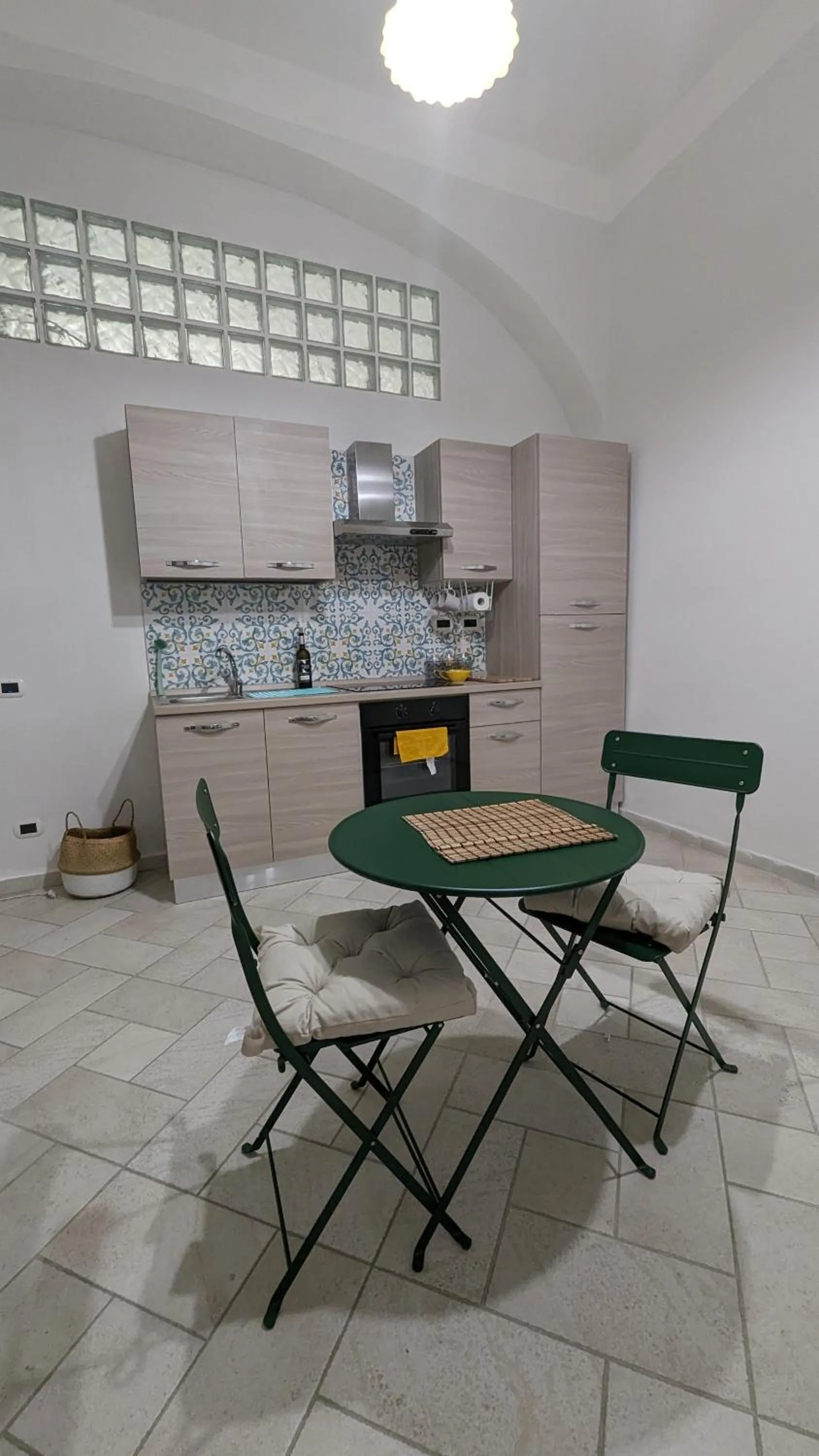 Kitchen or kitchenette in Apple Lemonade B&B