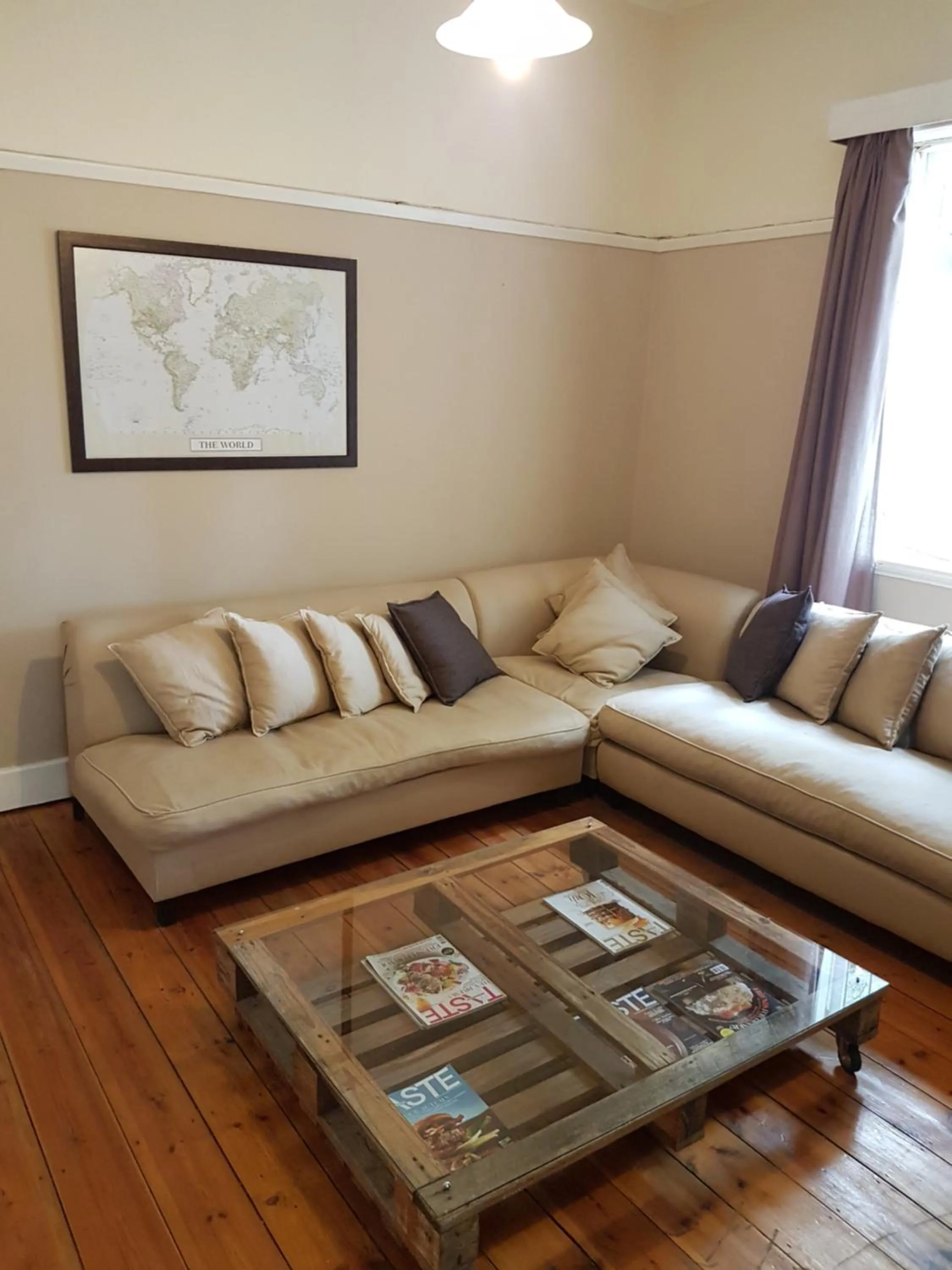 Entertainment in Oasis Shanti Backpackers