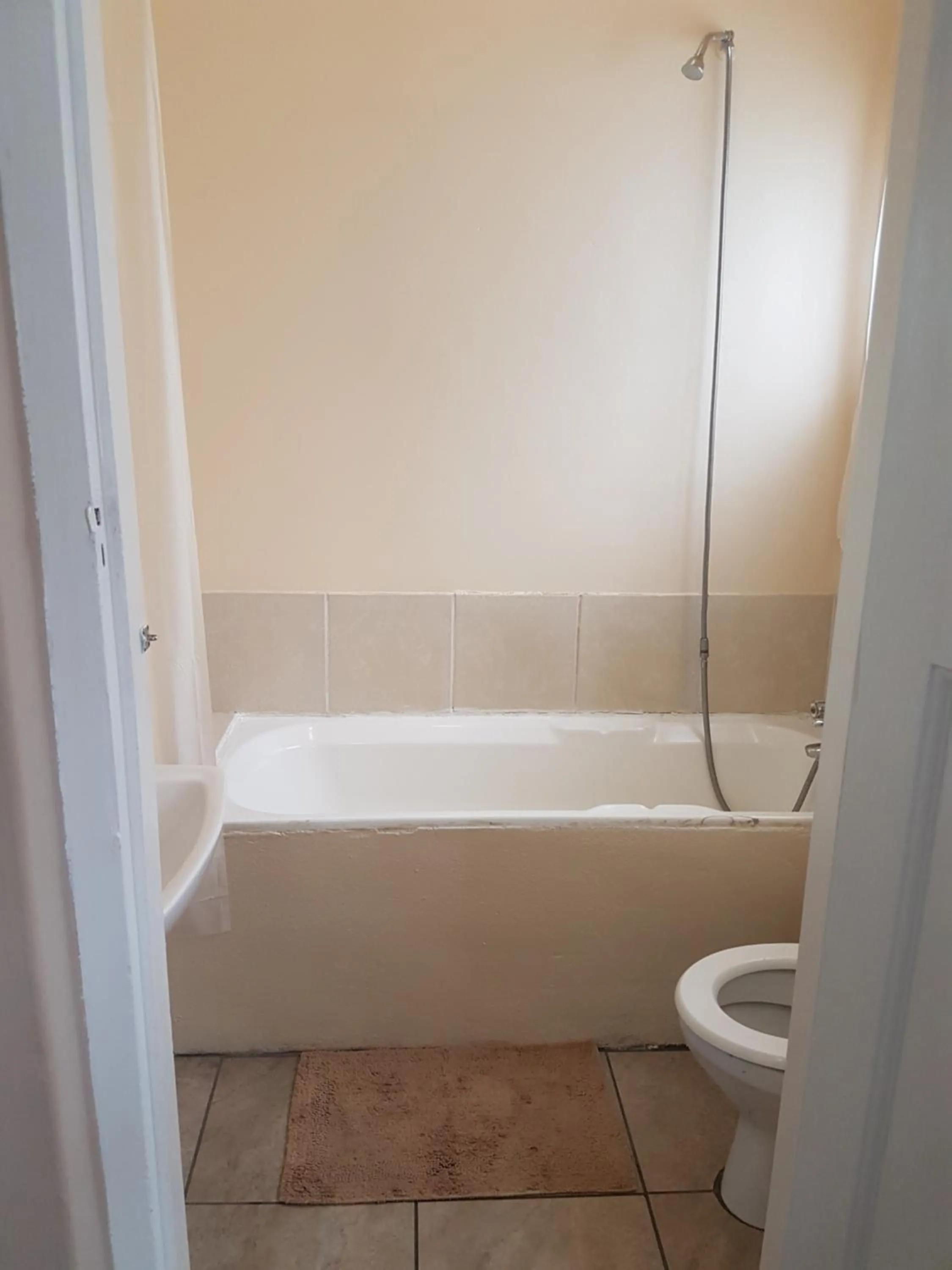 Bathroom in Oasis Shanti Backpackers