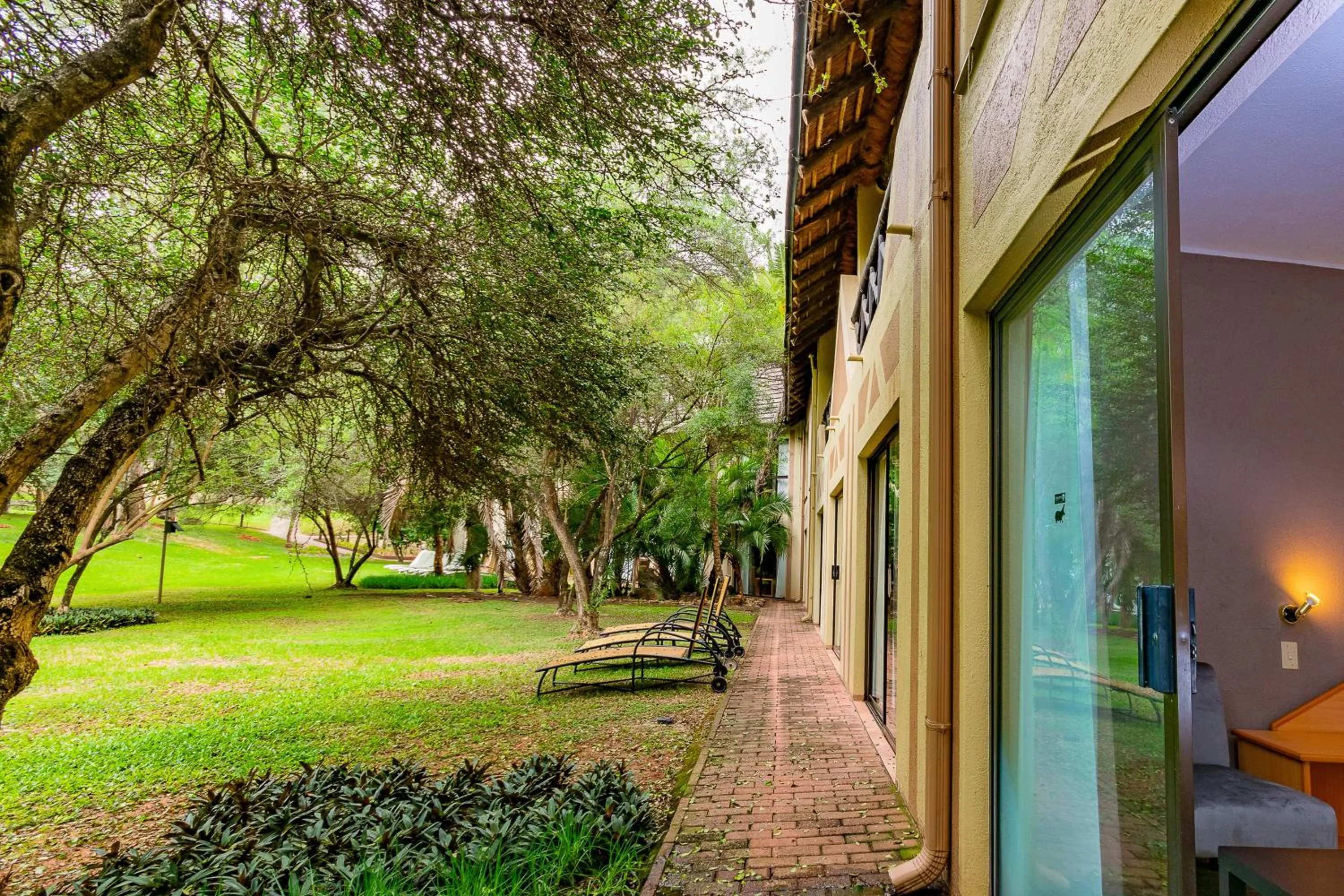 Garden view in Sanbonani Hotel
