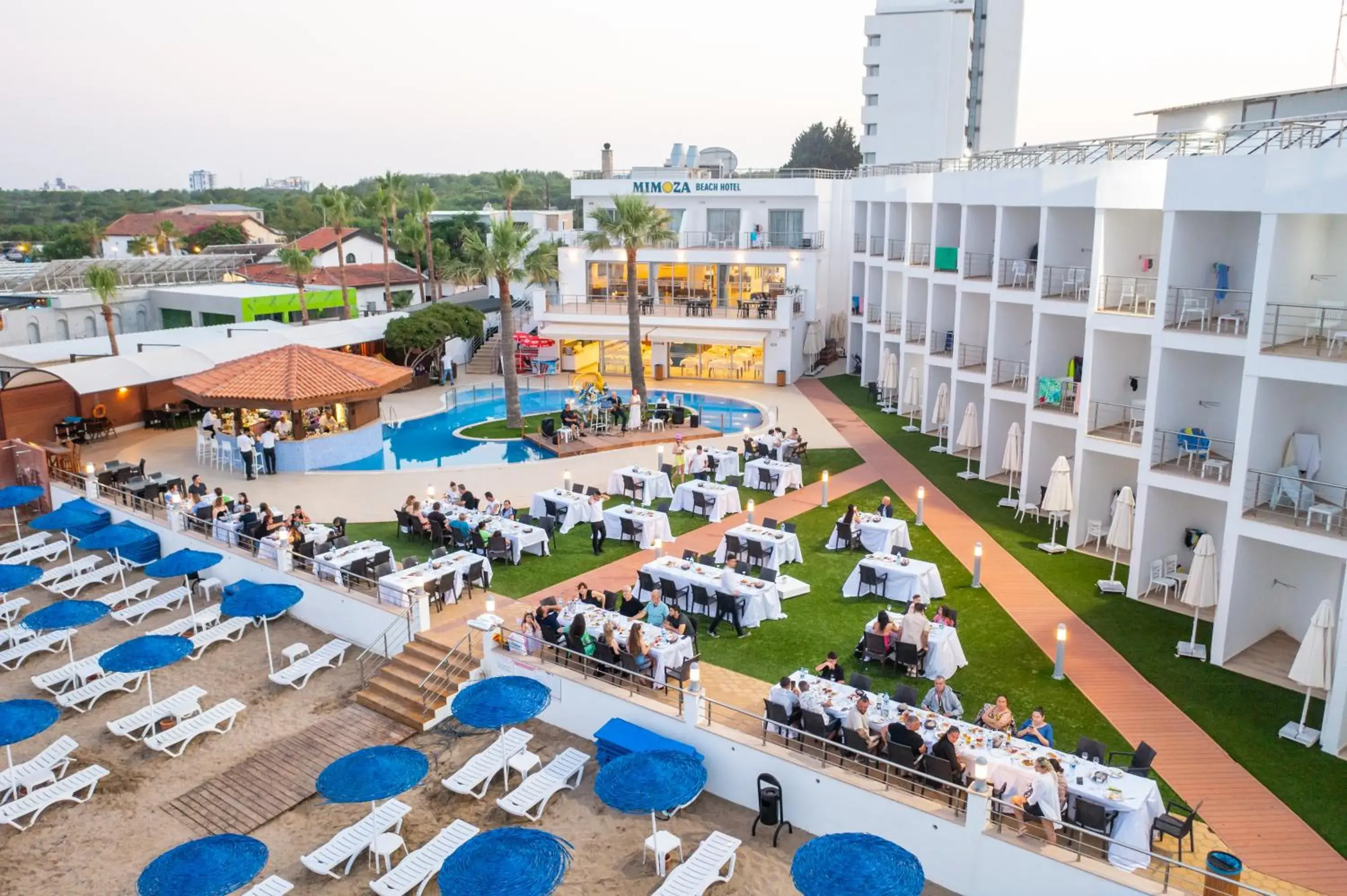 Property building in Mimoza Beach Hotel Property building in Mimoza Beach Hotel