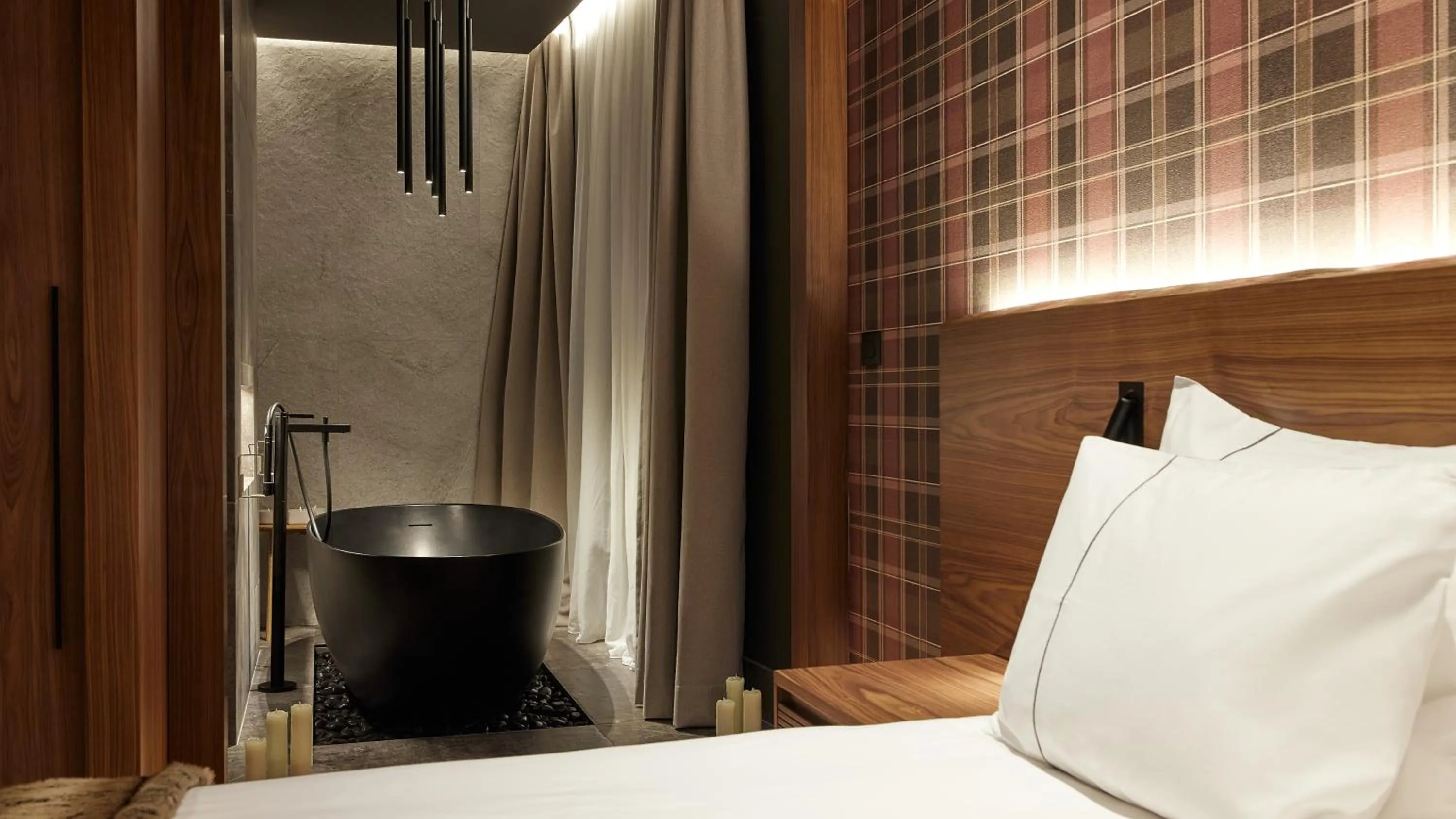 Bedroom, Bed in Bor Hotel by Karisma