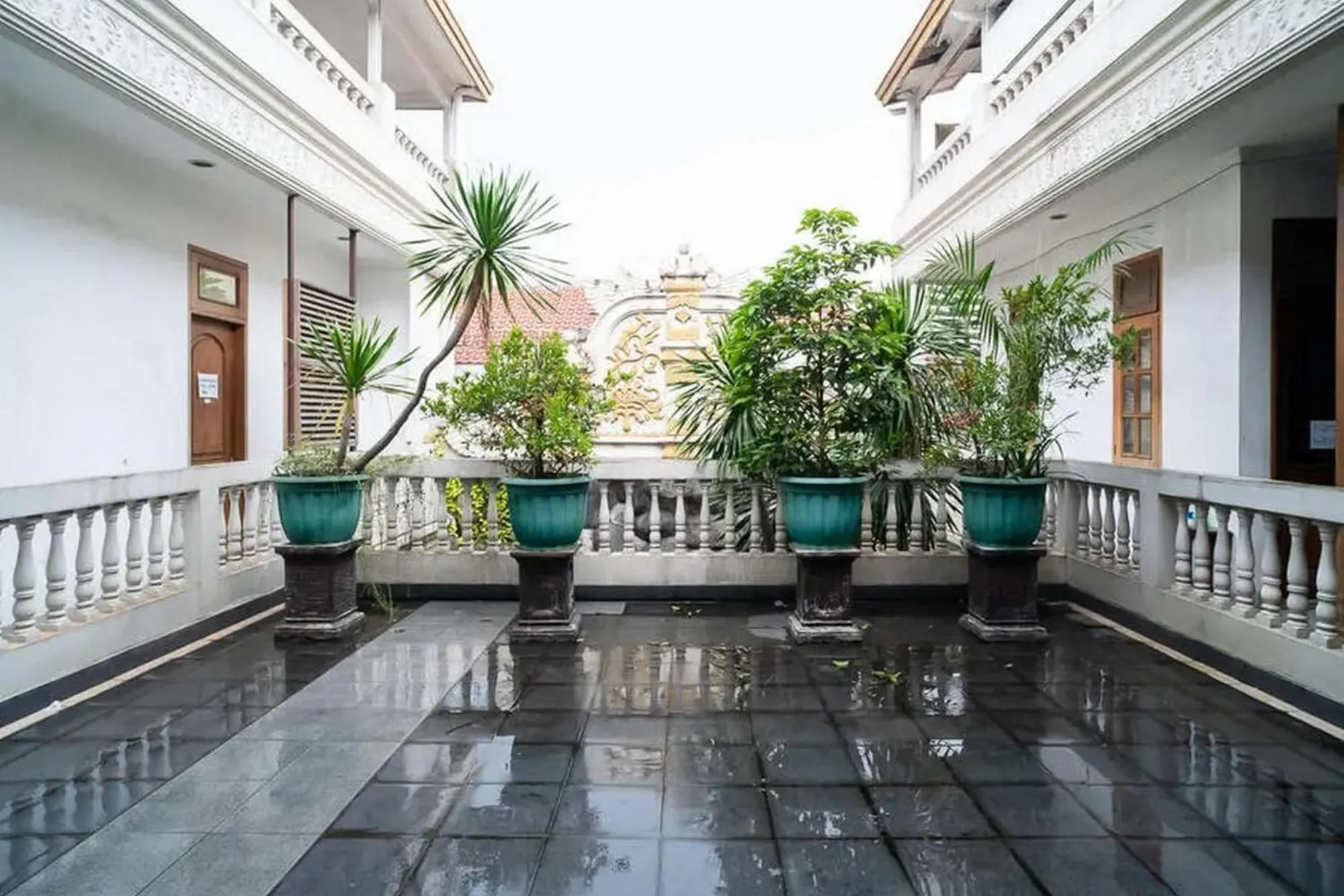 Property building in Puri Saras Bintaro Syariah Mitra RedDoorz