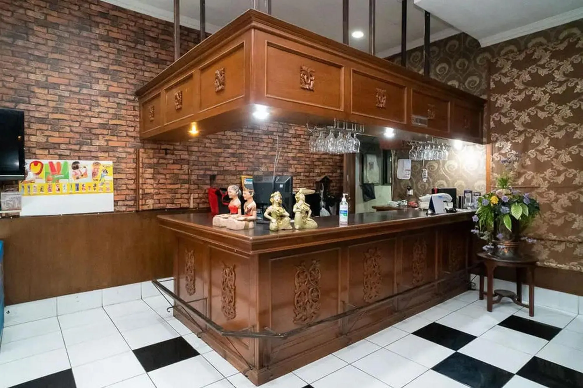 Property building in Puri Saras Bintaro Syariah Mitra RedDoorz