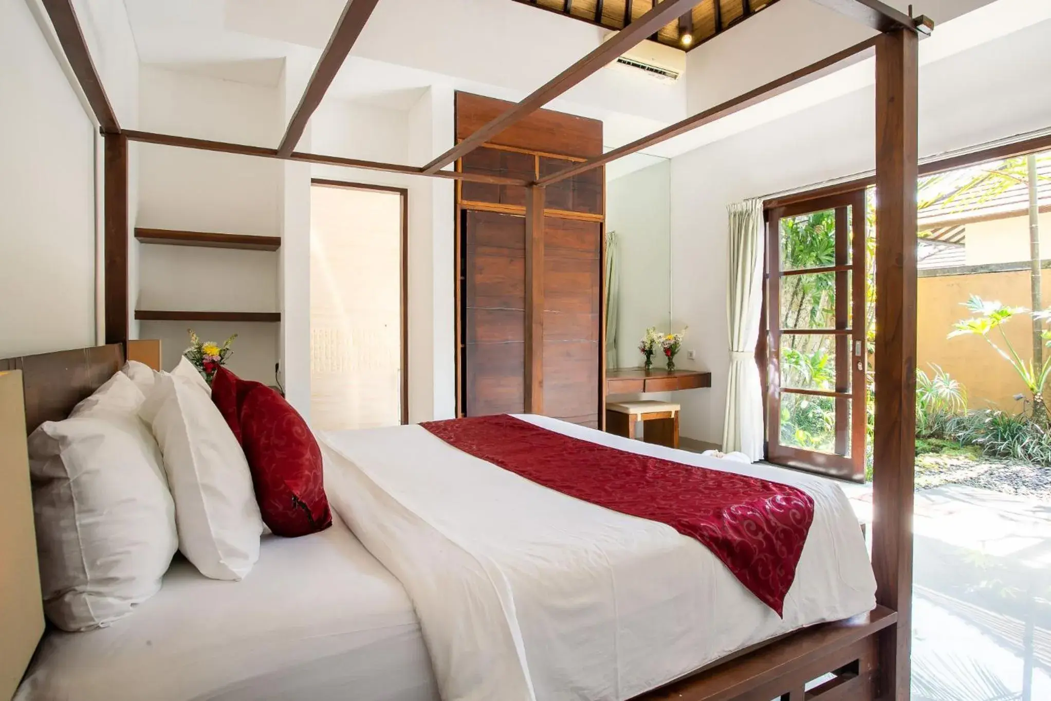 Bed in Sukanami Villa Ubud by ecommerceloka Bed in Sukanami Villa Ubud by ecommerceloka