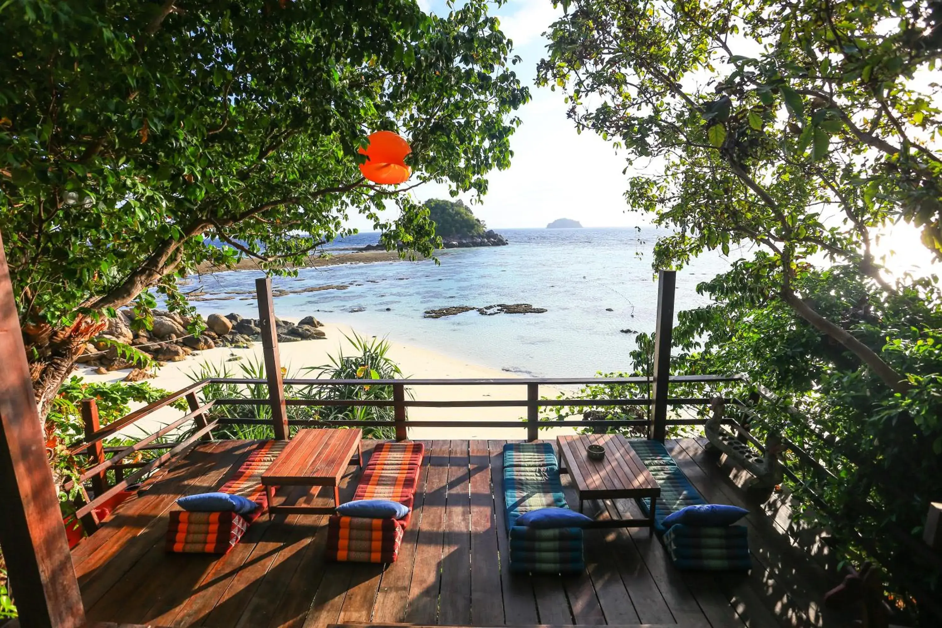 Restaurant/places to eat in Serendipity Beach Resort Koh Lipe Restaurant/places to eat in Serendipity Beach Resort Koh Lipe