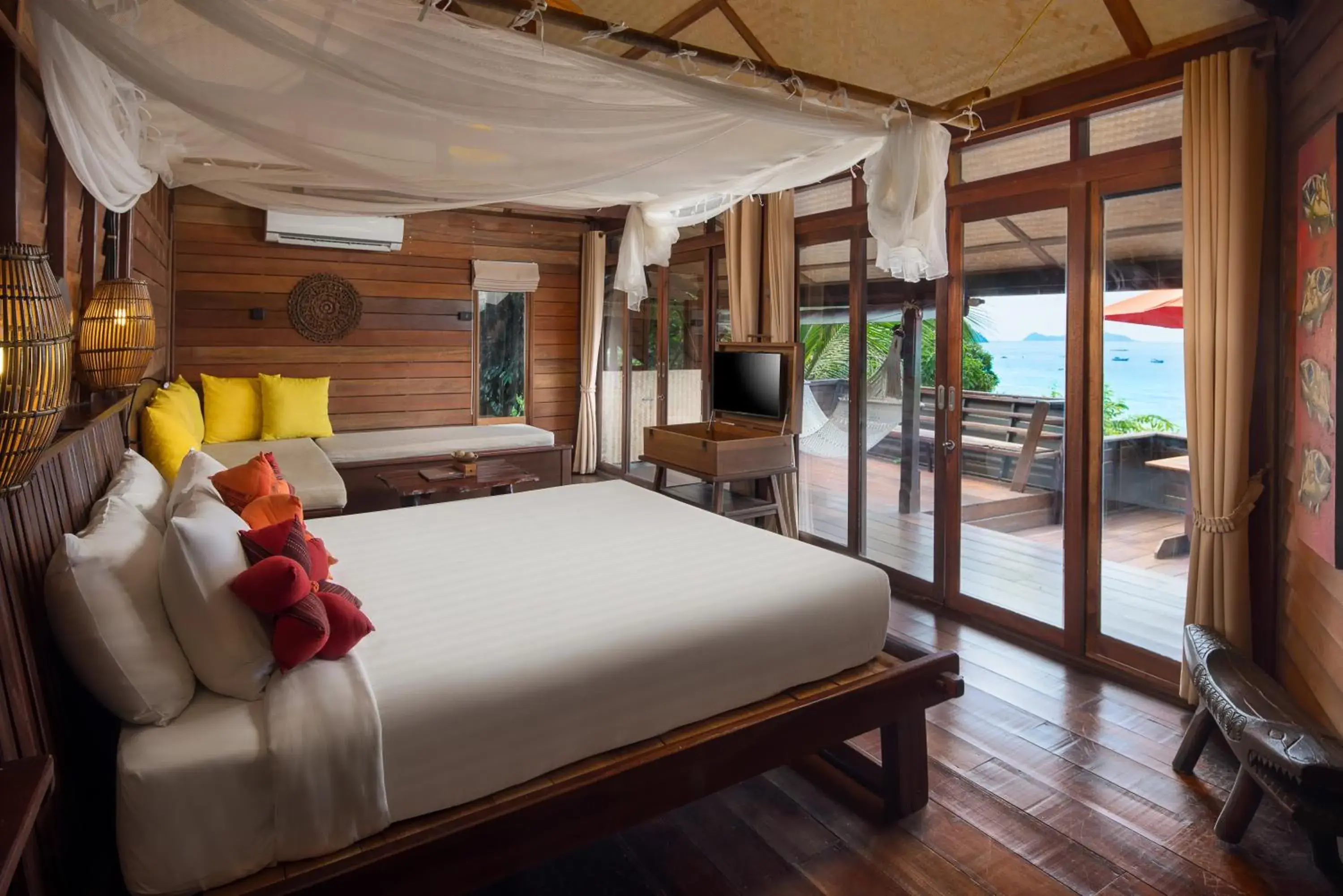 Bed in Serendipity Beach Resort Koh Lipe Bed in Serendipity Beach Resort Koh Lipe
