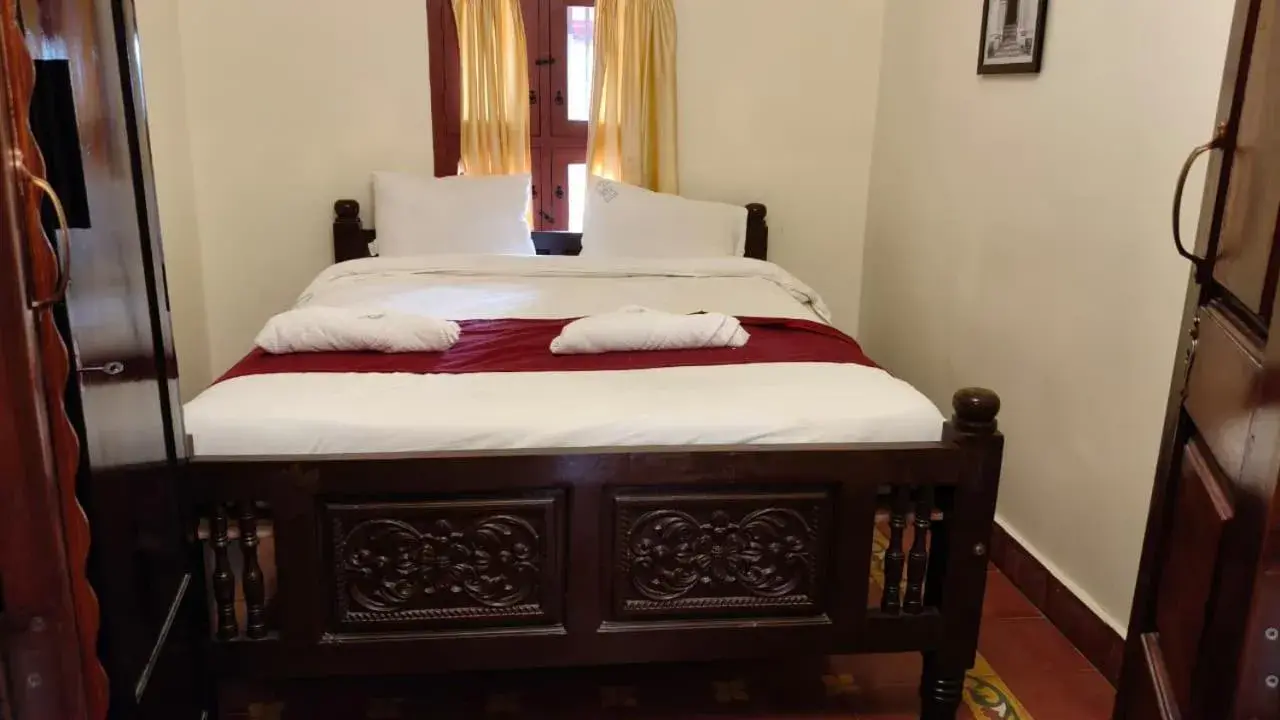 Bed in CHETTINAD HERITAGE WELLNESS RESORTS Bed in CHETTINAD HERITAGE WELLNESS RESORTS