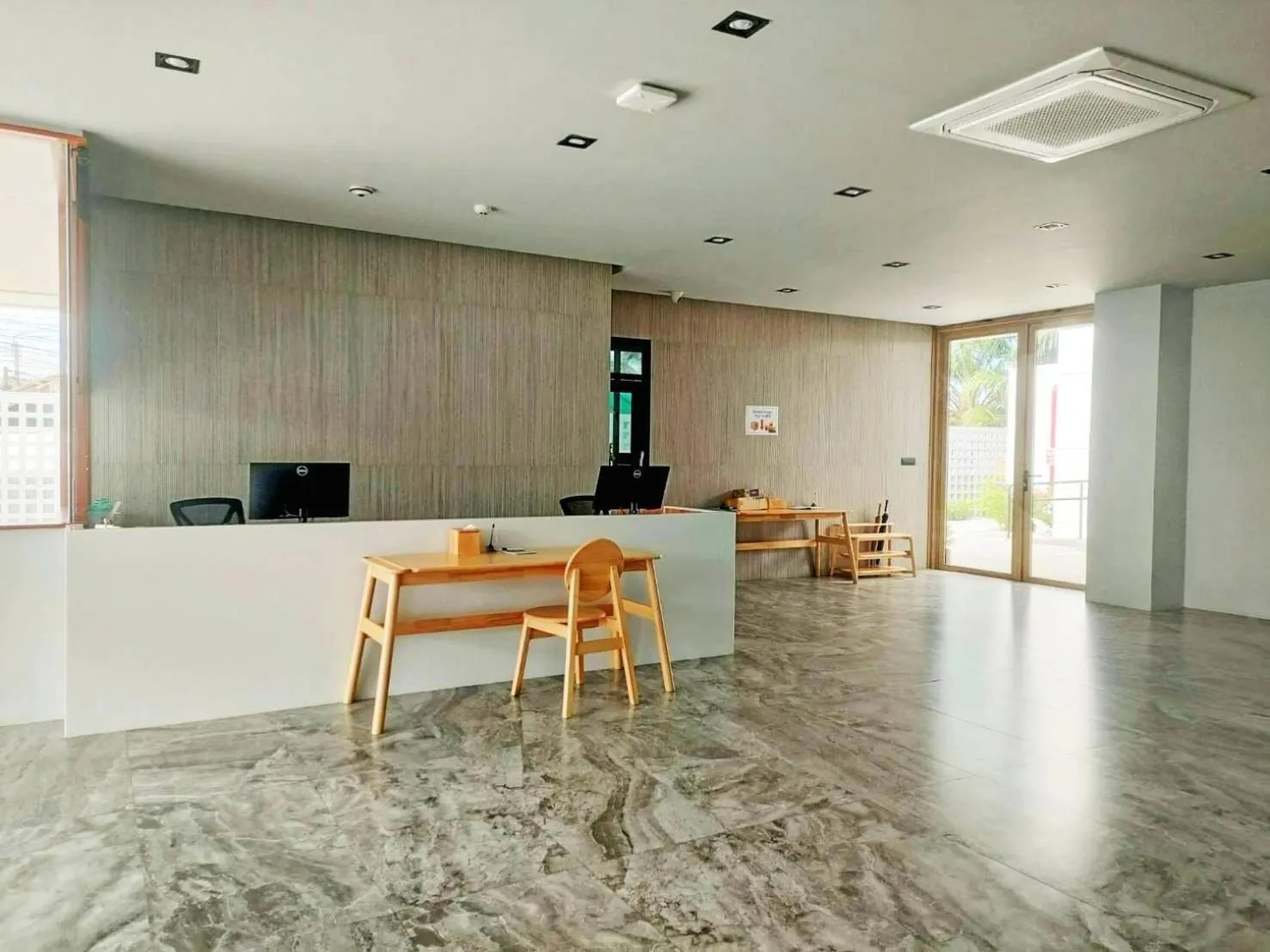 Lobby or reception in Tassanaplace Boutique Hotel (ฺBansuan)