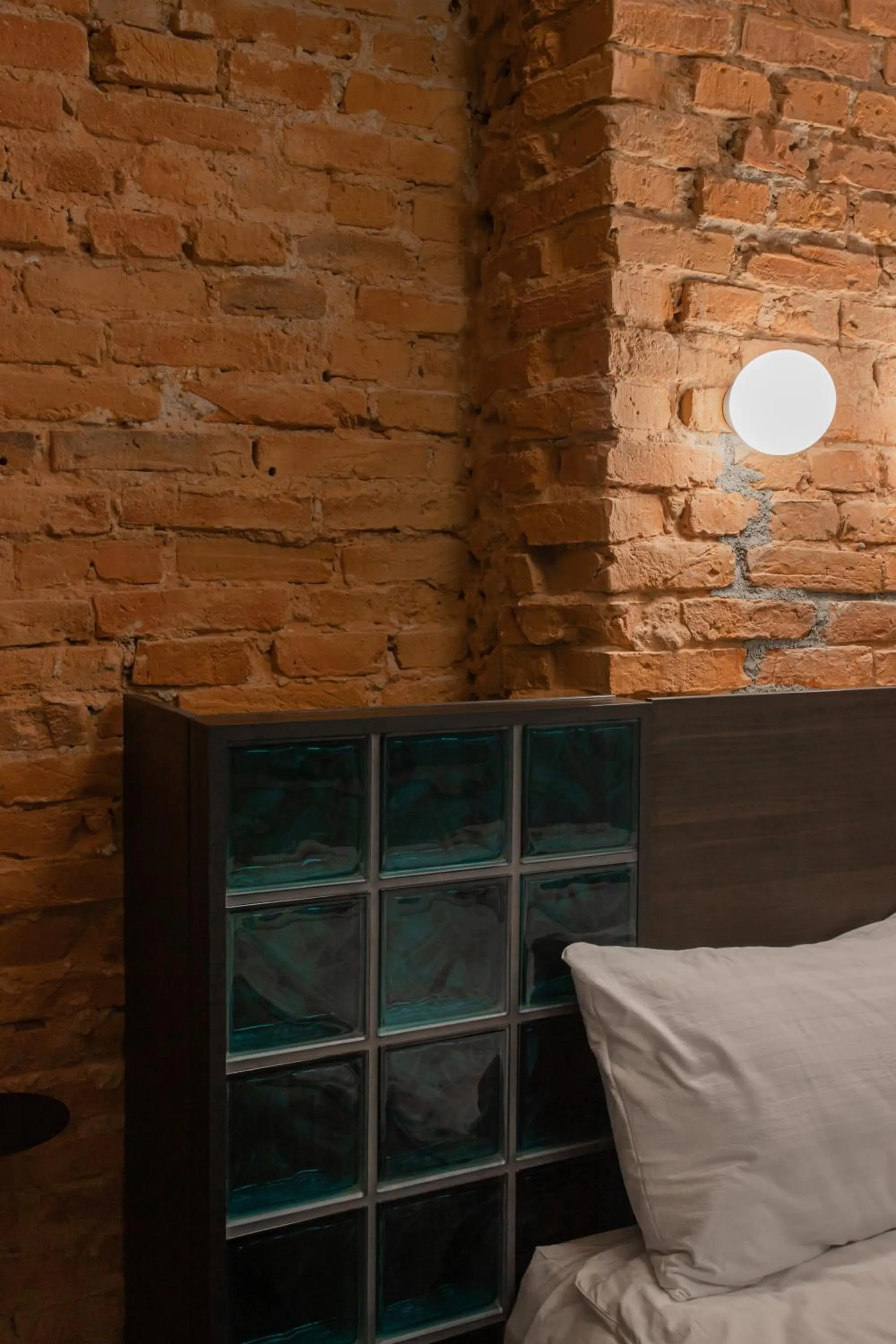 Bed in Resume apartments