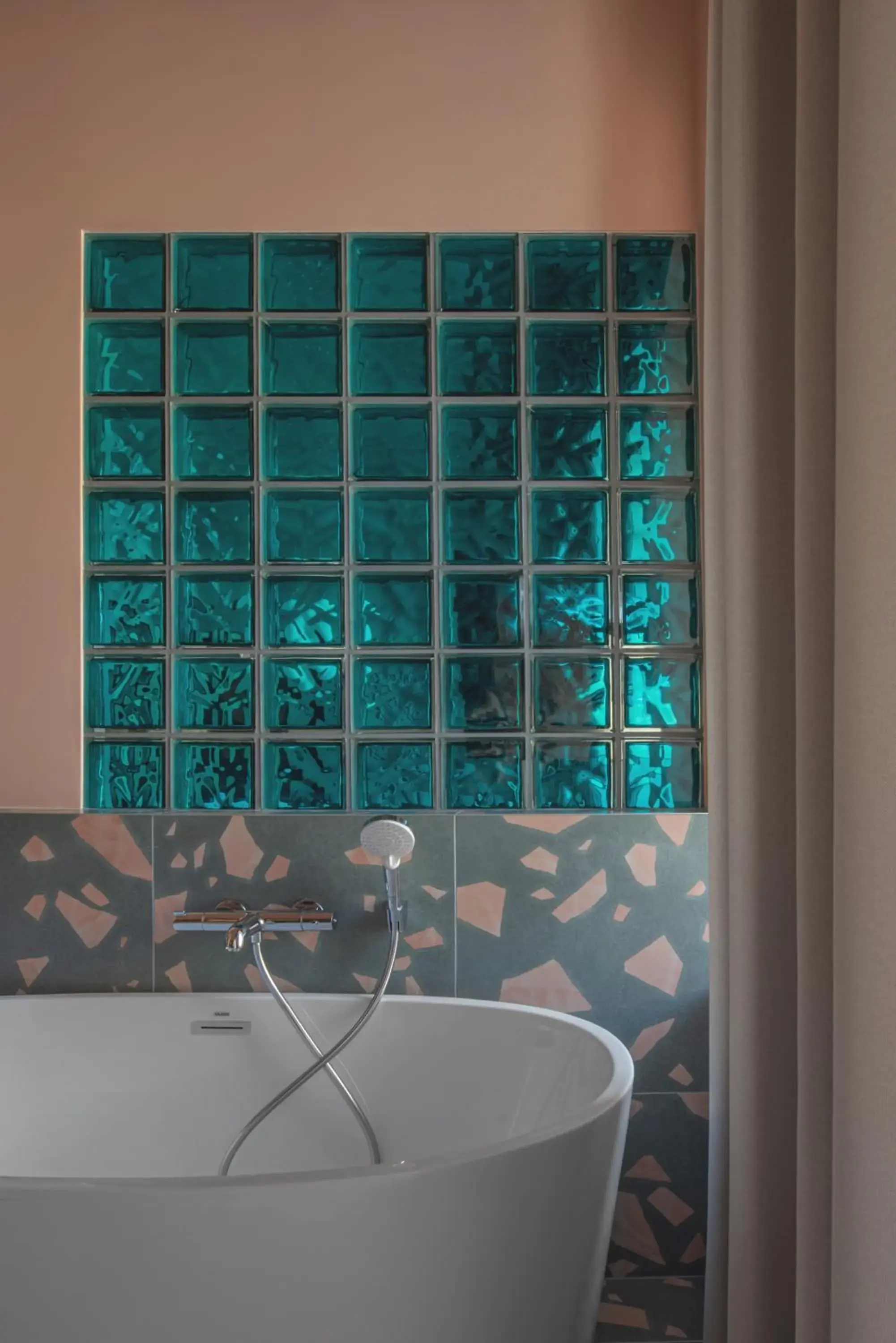 Apartment with Balcony in Resume apartments Apartment with Balcony in Resume apartments