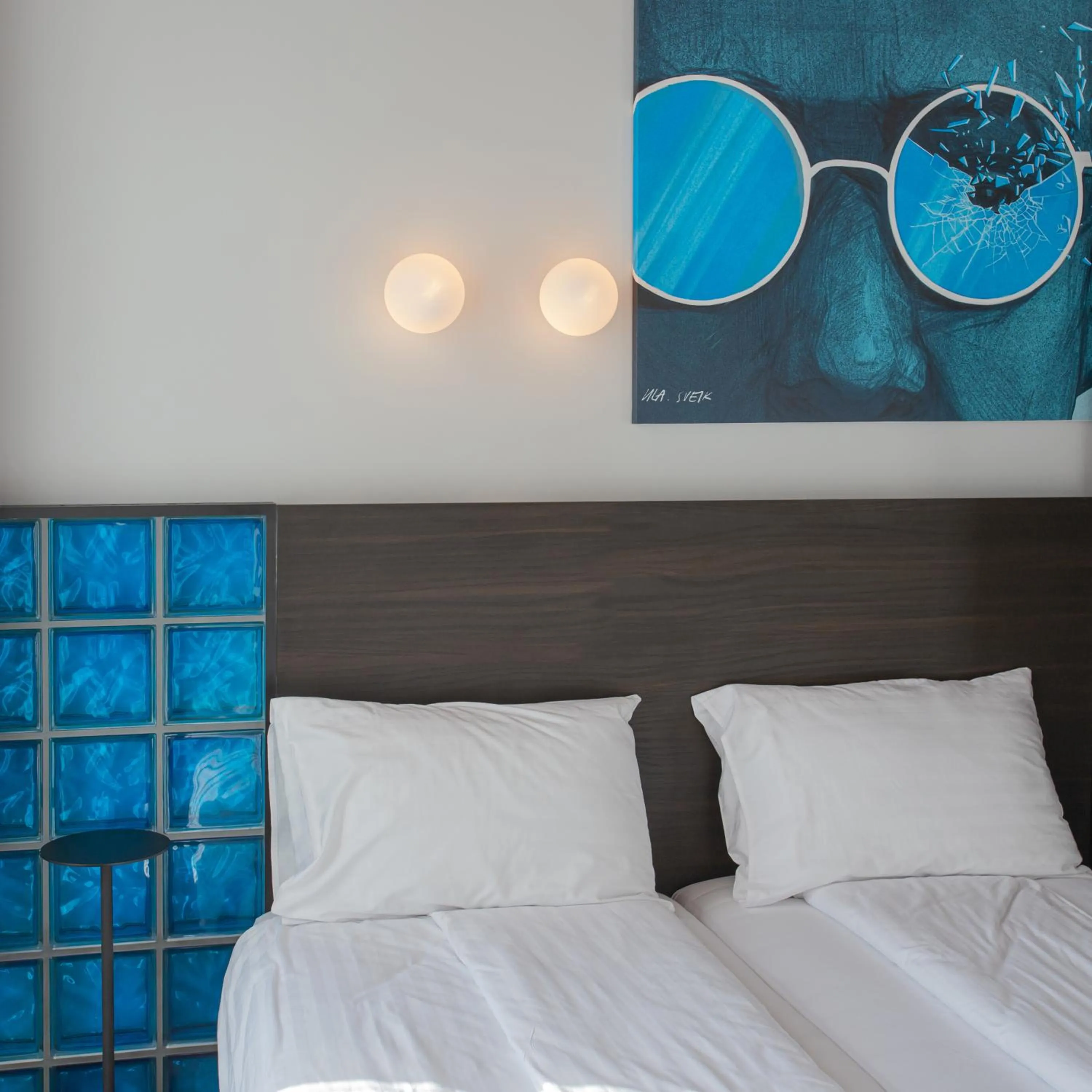 Bed in Resume apartments