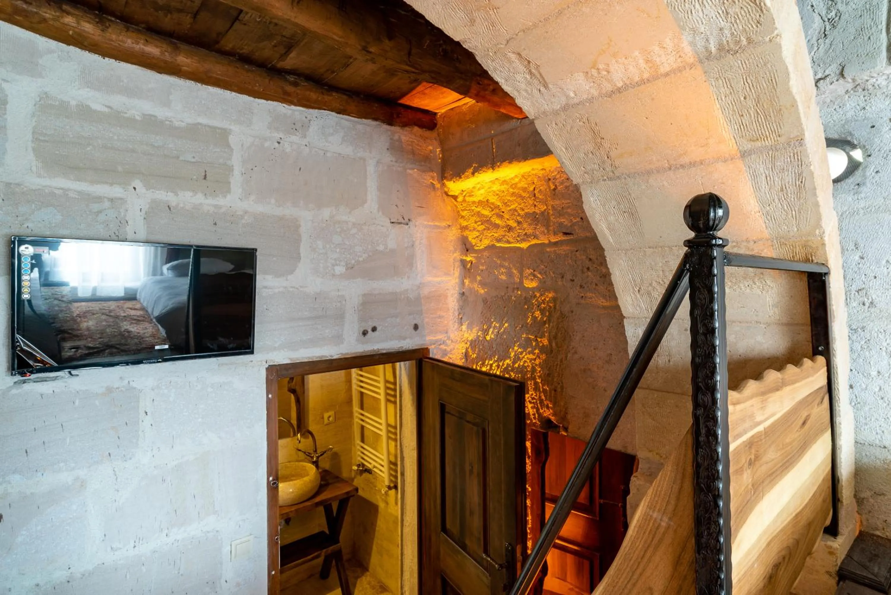 TV and multimedia in Cappadocia Snora Cave