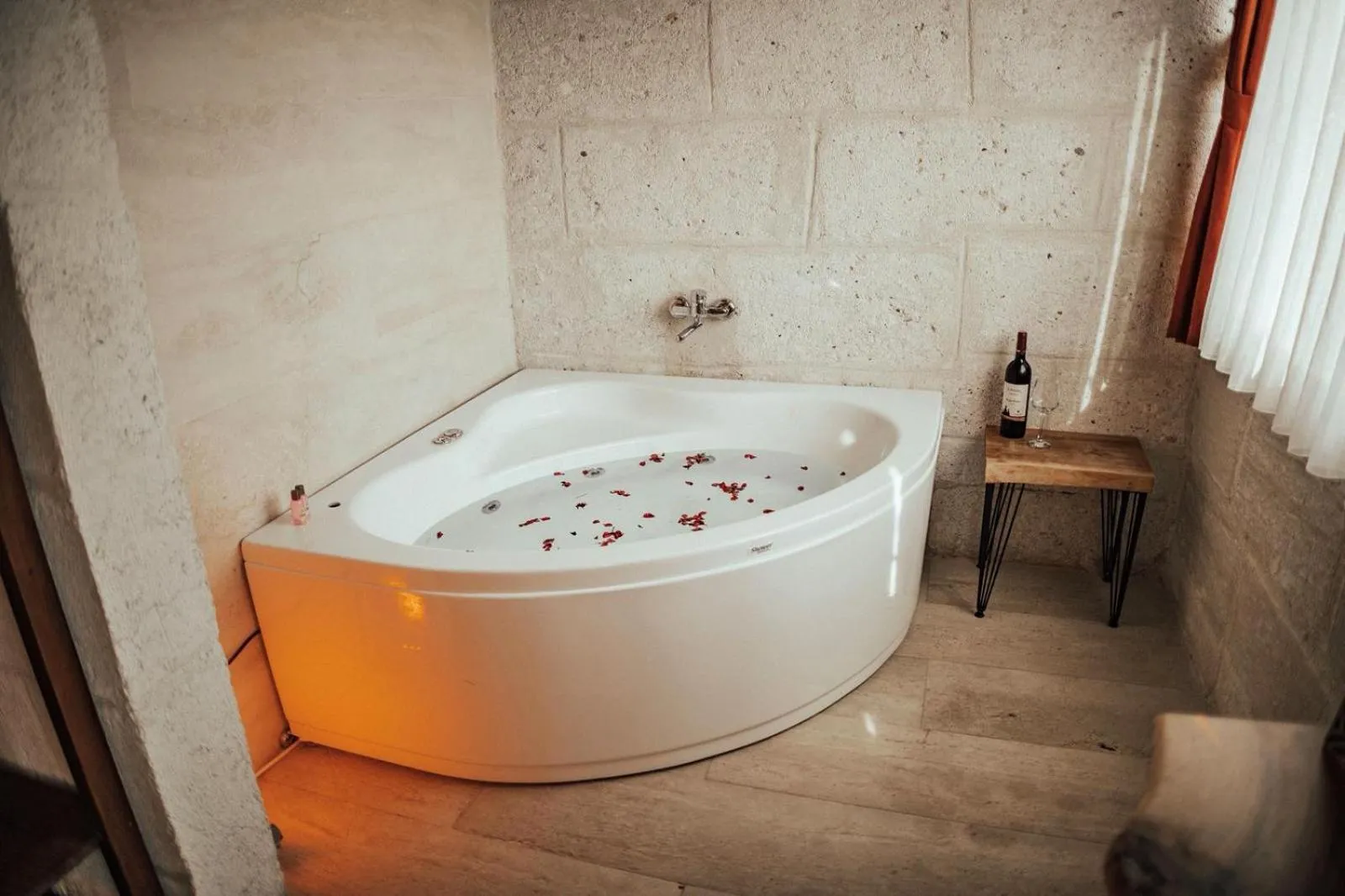 Hot Tub in Cappadocia Snora Cave