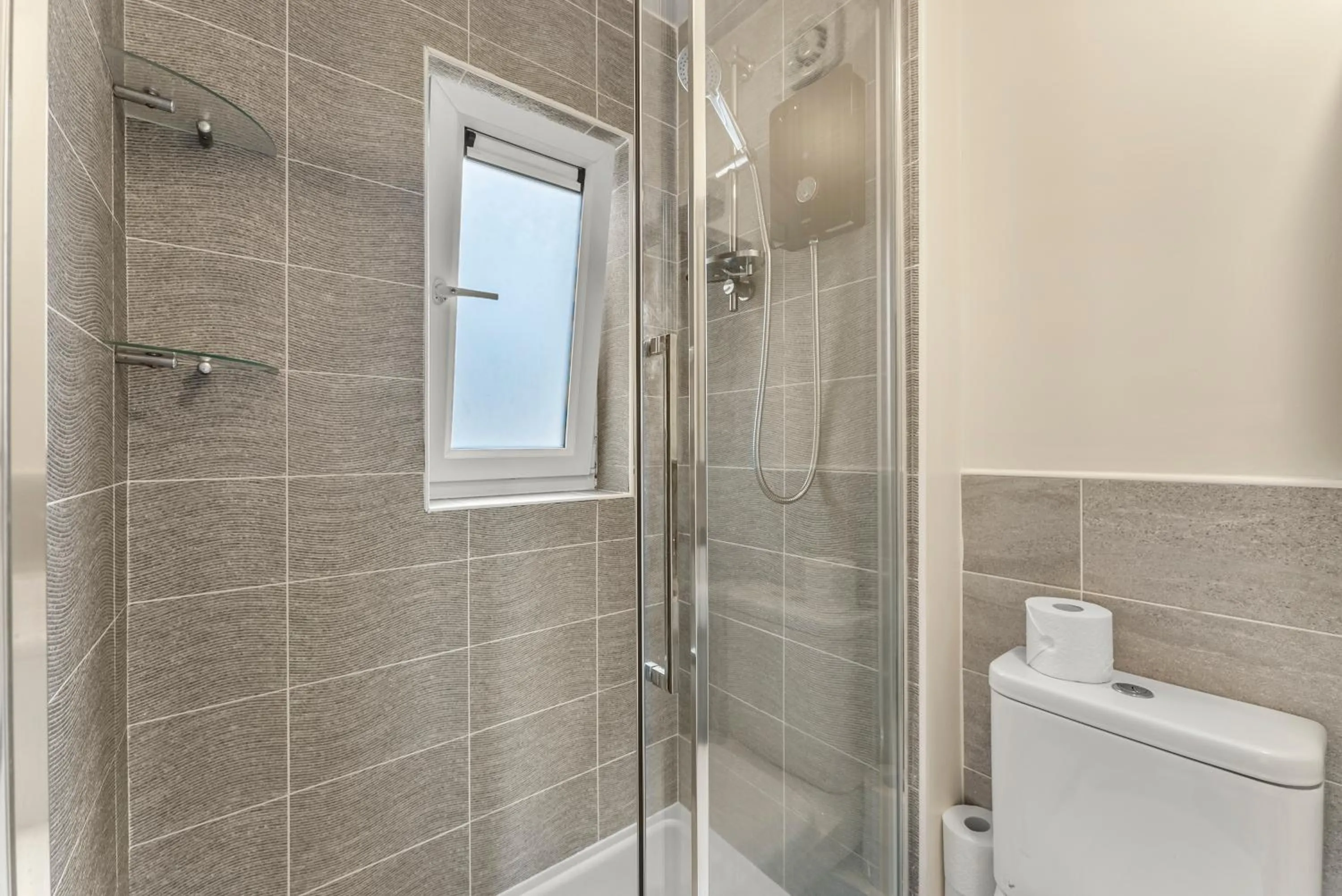 Shower in Sleek and Stylish 2 Bed with Garden and Parking