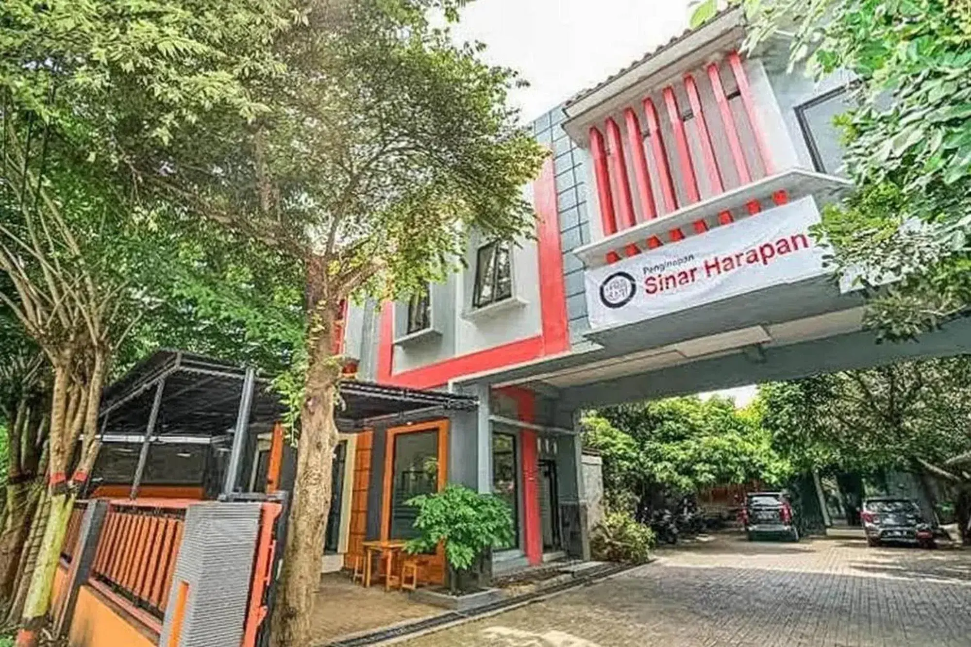 Property building in Penginapan Sinar Harapan near GOR Mastrip Probolinggo Property building in Penginapan Sinar Harapan near GOR Mastrip Probolinggo