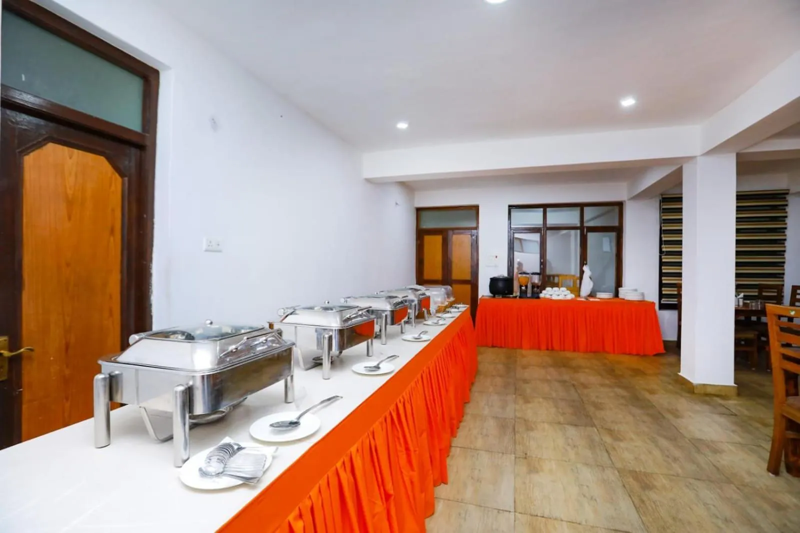 Restaurant/places to eat in Hotel Sky Desert - Leh Ladakh UT