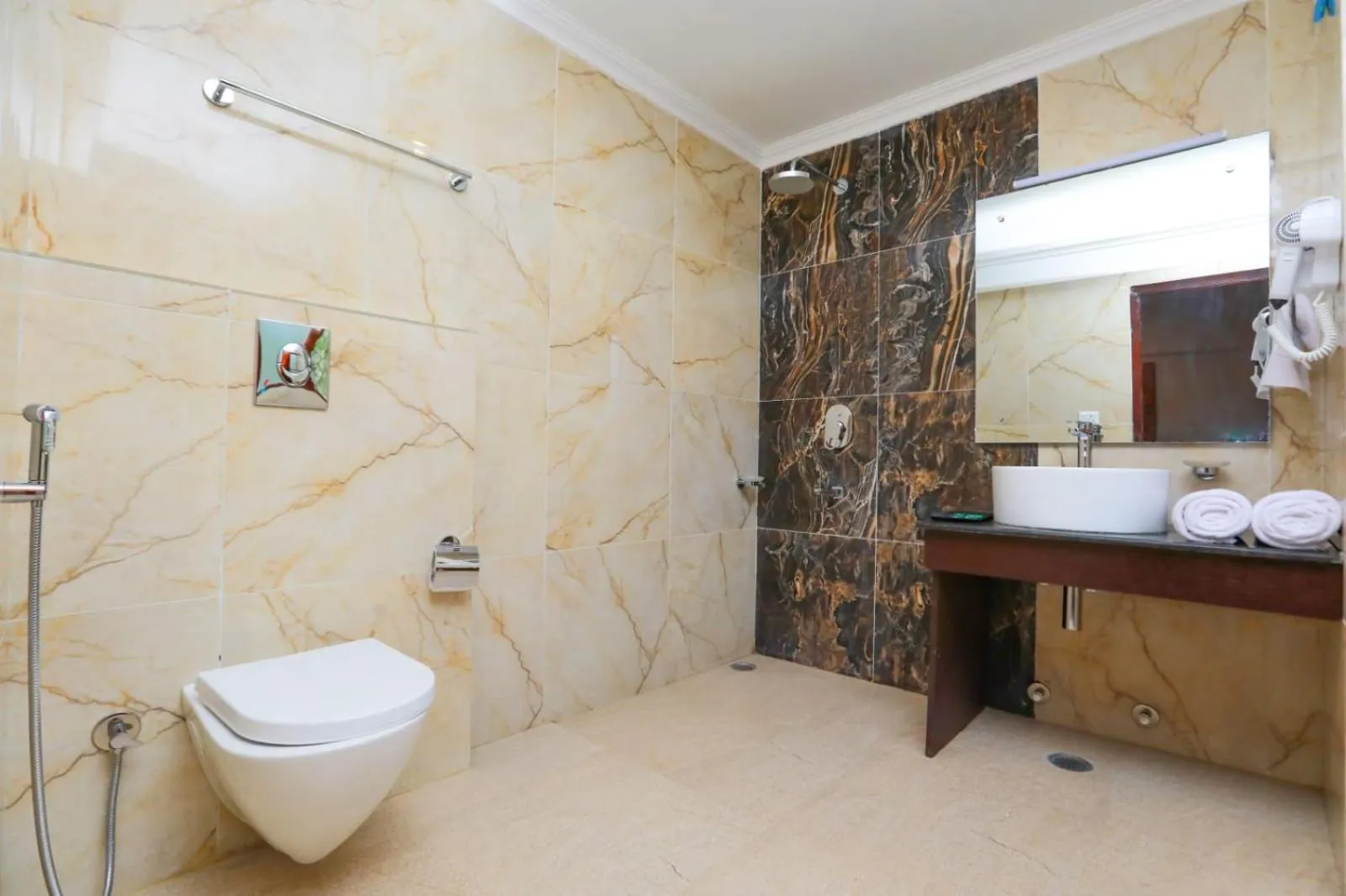 Shower in Hotel Sky Desert - Leh Ladakh UT