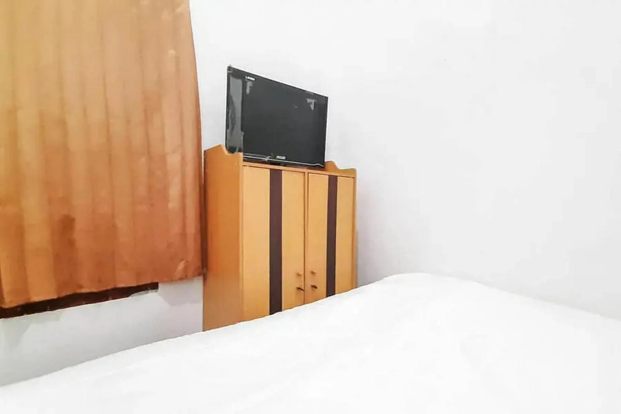 Bed in Homestay Cantika Koto Tengah RedPartner