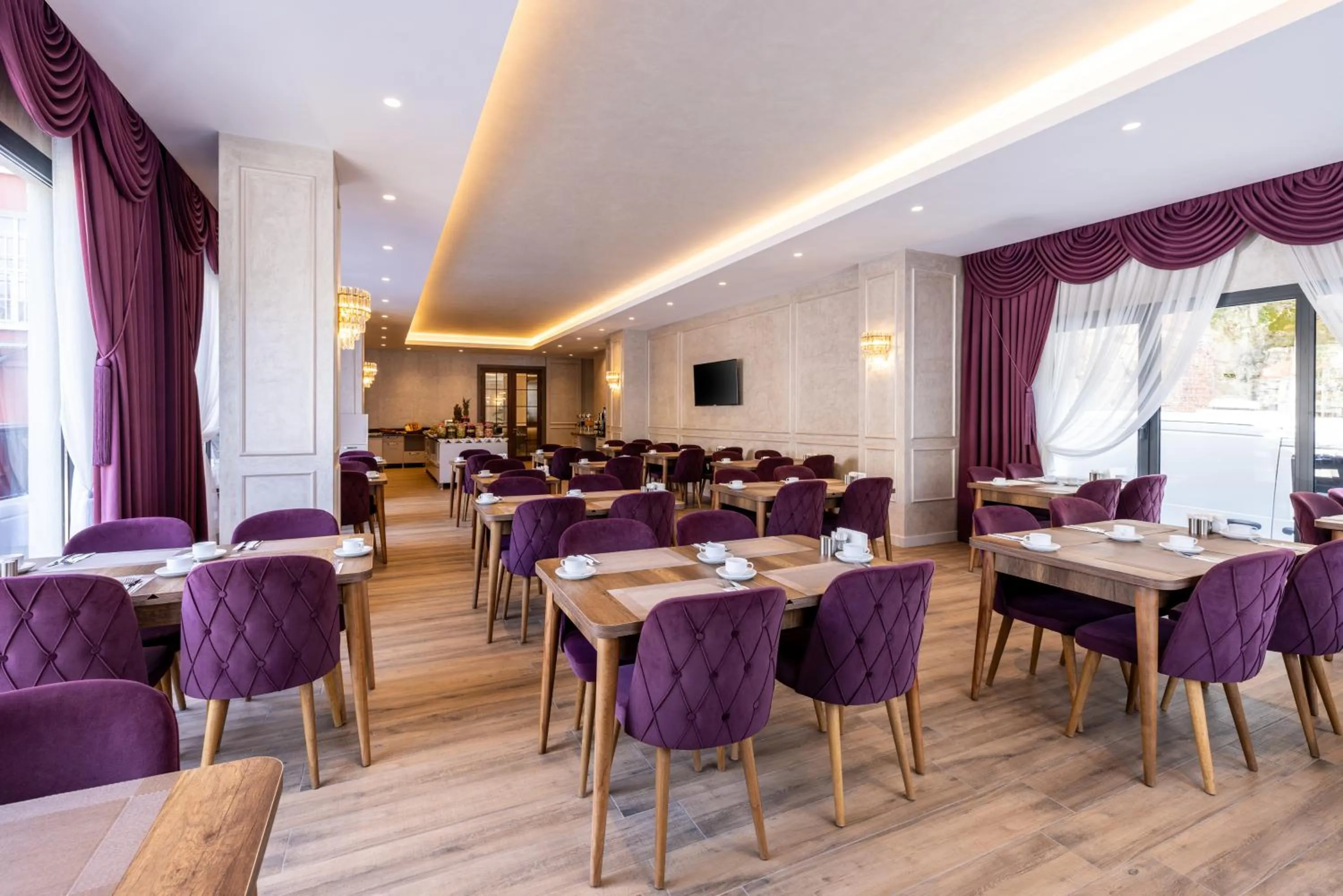 Banquet/Function facilities in Carina Gold Hotel And Restaurant