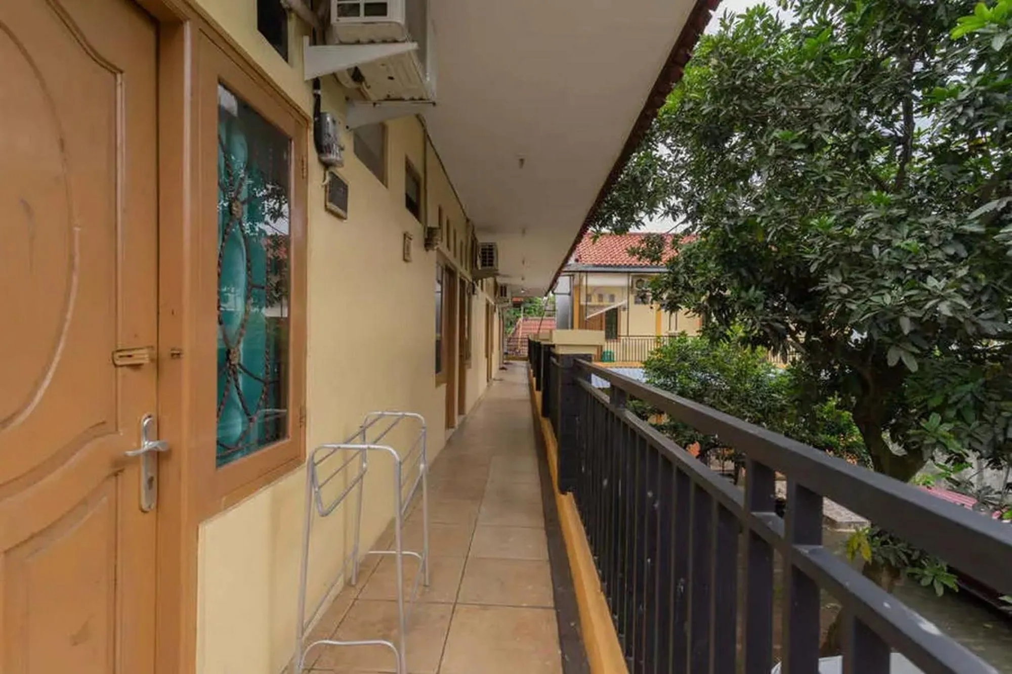 Property building in Kostawira Syariah Bintaro Mitra RedDoorz