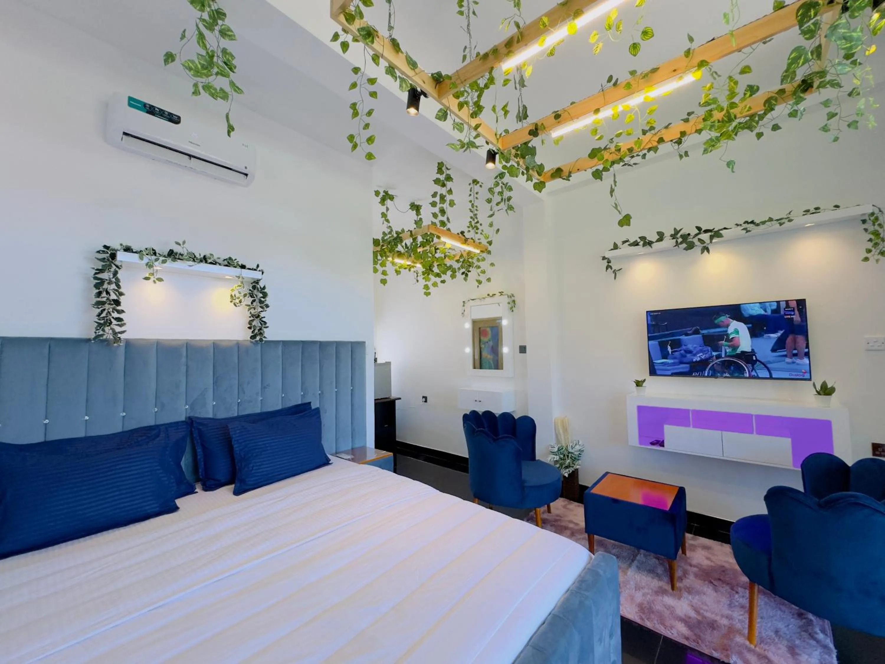 Evening entertainment, Bed in Holiday Homes Guest Inn - Ella