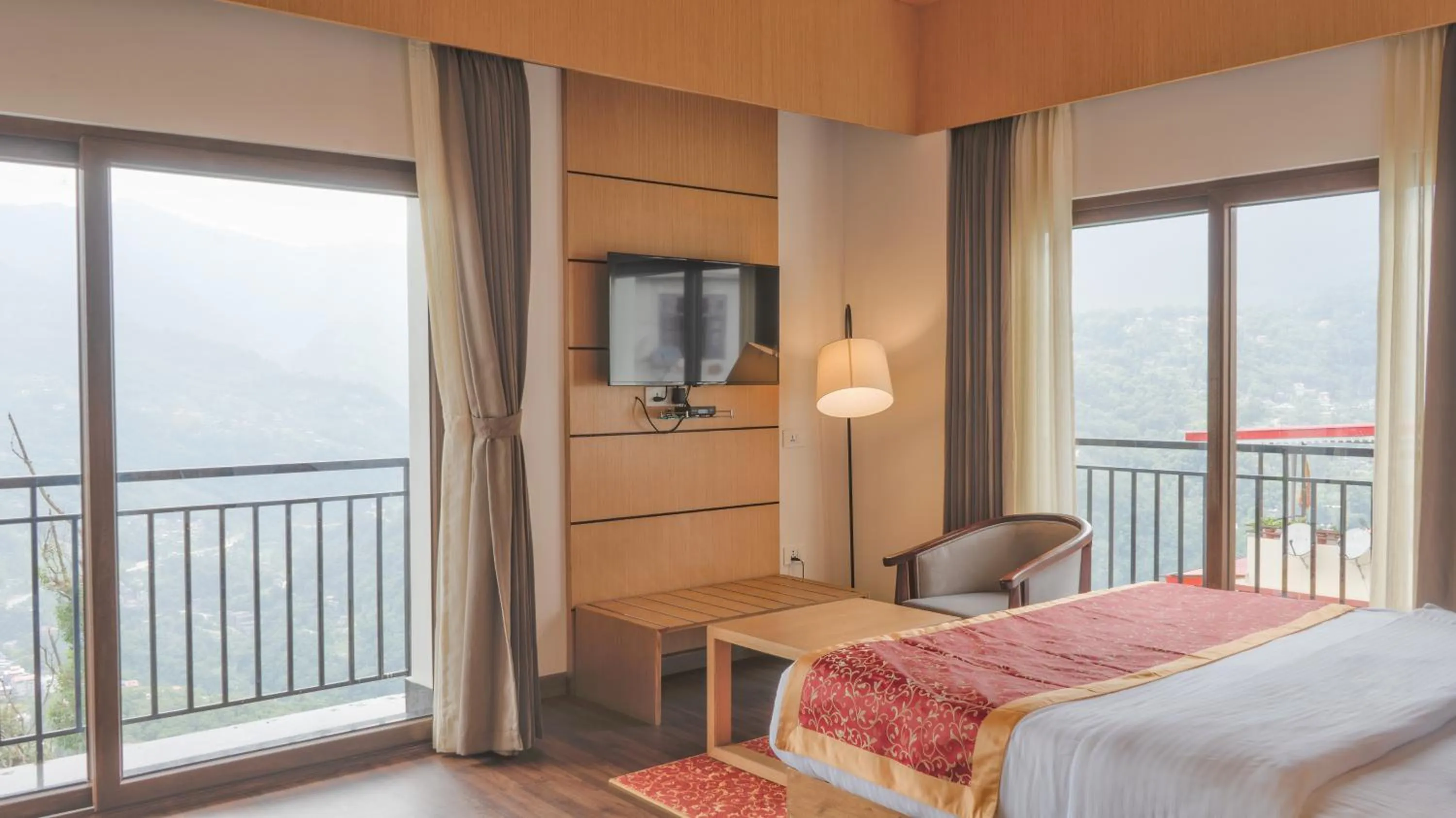 TV and multimedia, Bed in Days Inn by Wyndham Gangtok Tadong