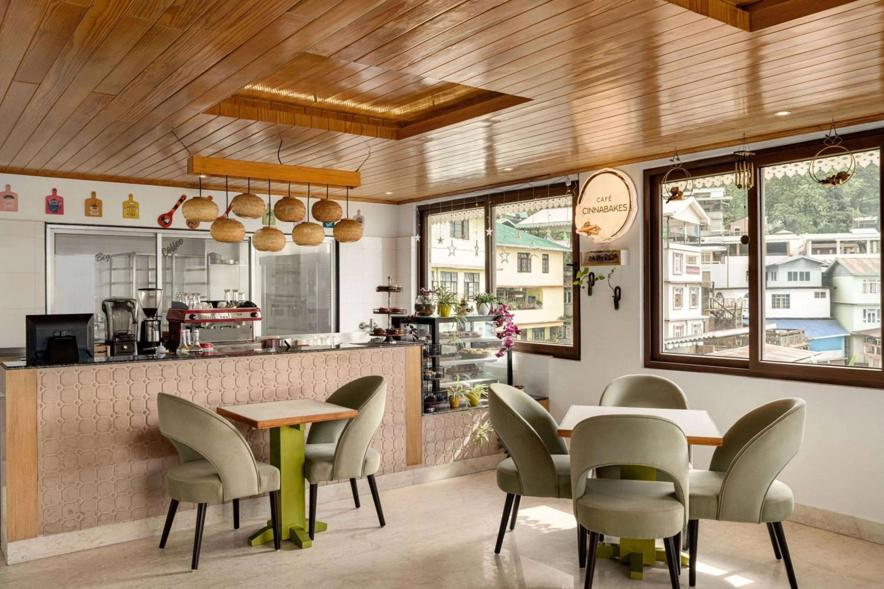 Restaurant/places to eat in Days Inn by Wyndham Gangtok Tadong