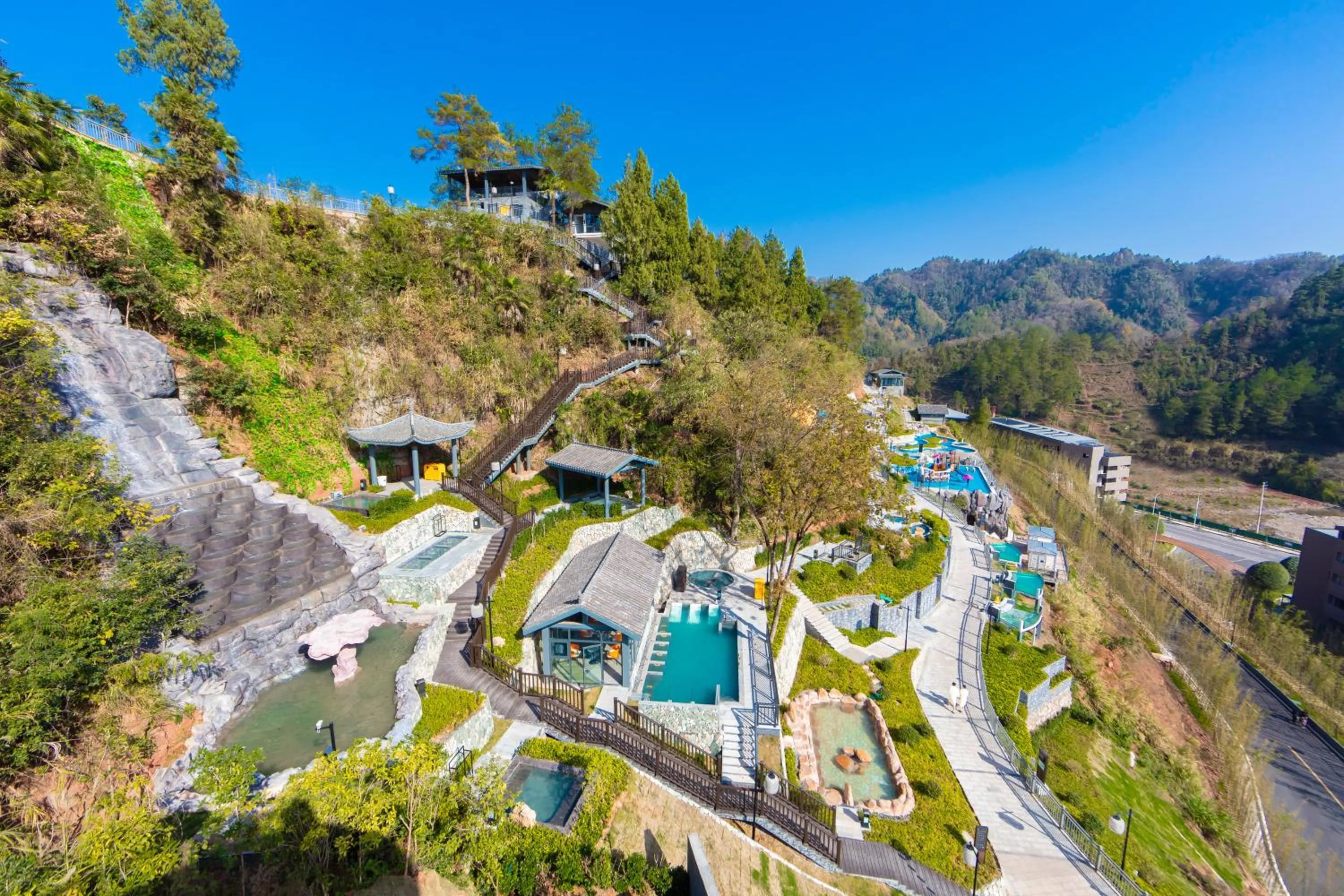 Bird's eye view in Wyndham Grand Plaza Royale Hot Springs Fenghuang