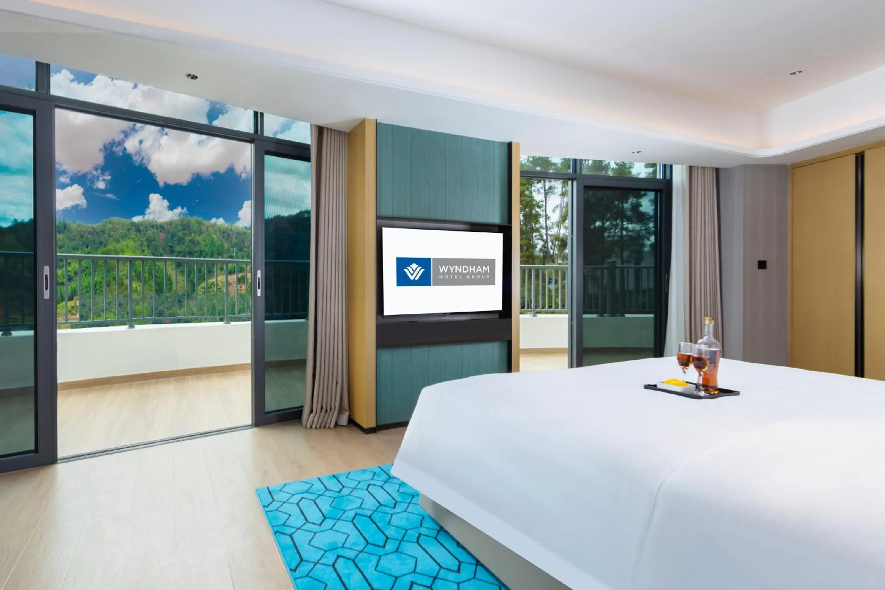 Wyndham Grand Plaza Royale Hot Springs Fenghuang