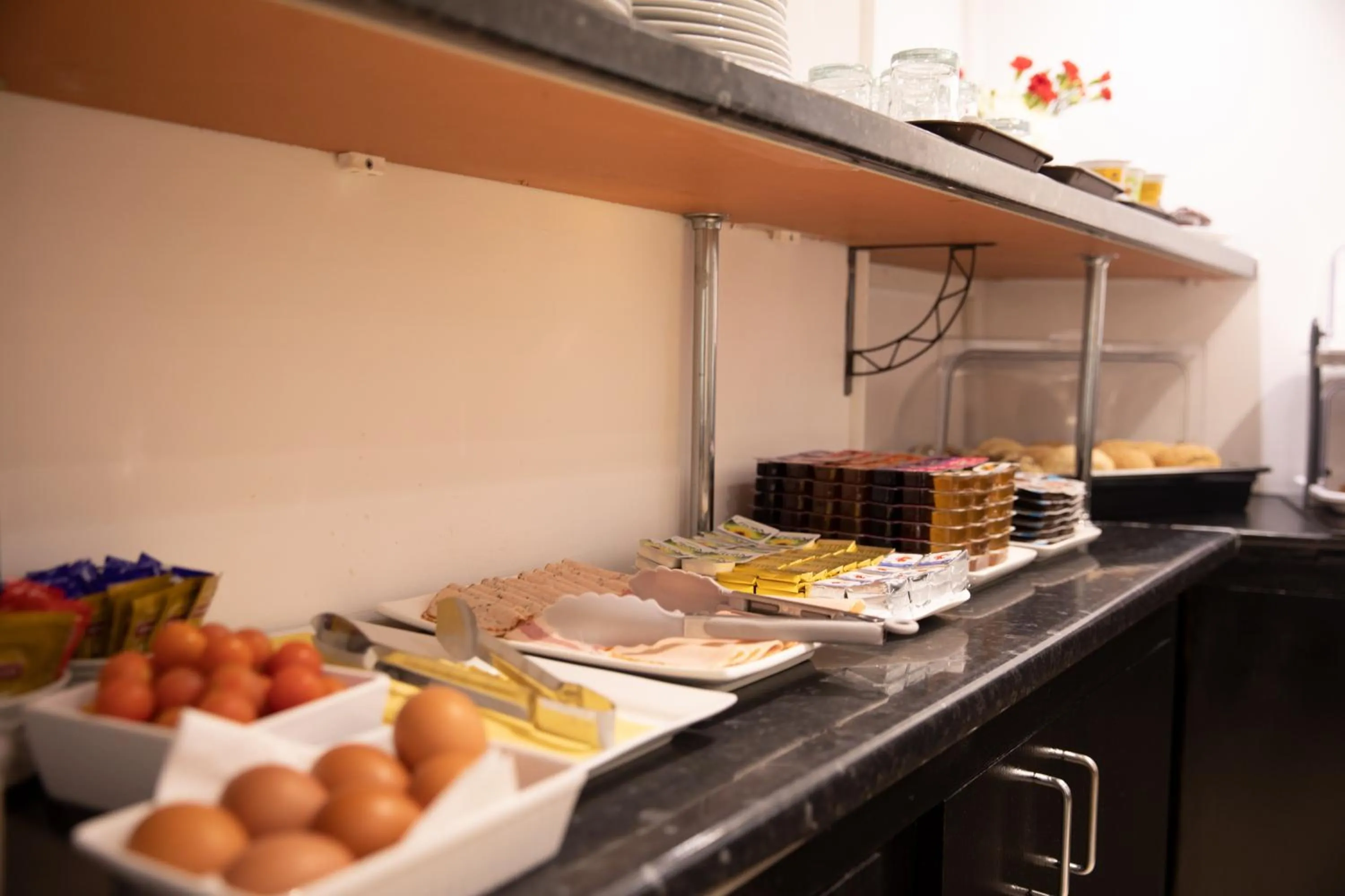 Buffet breakfast in Duke Of Leinster Hotel