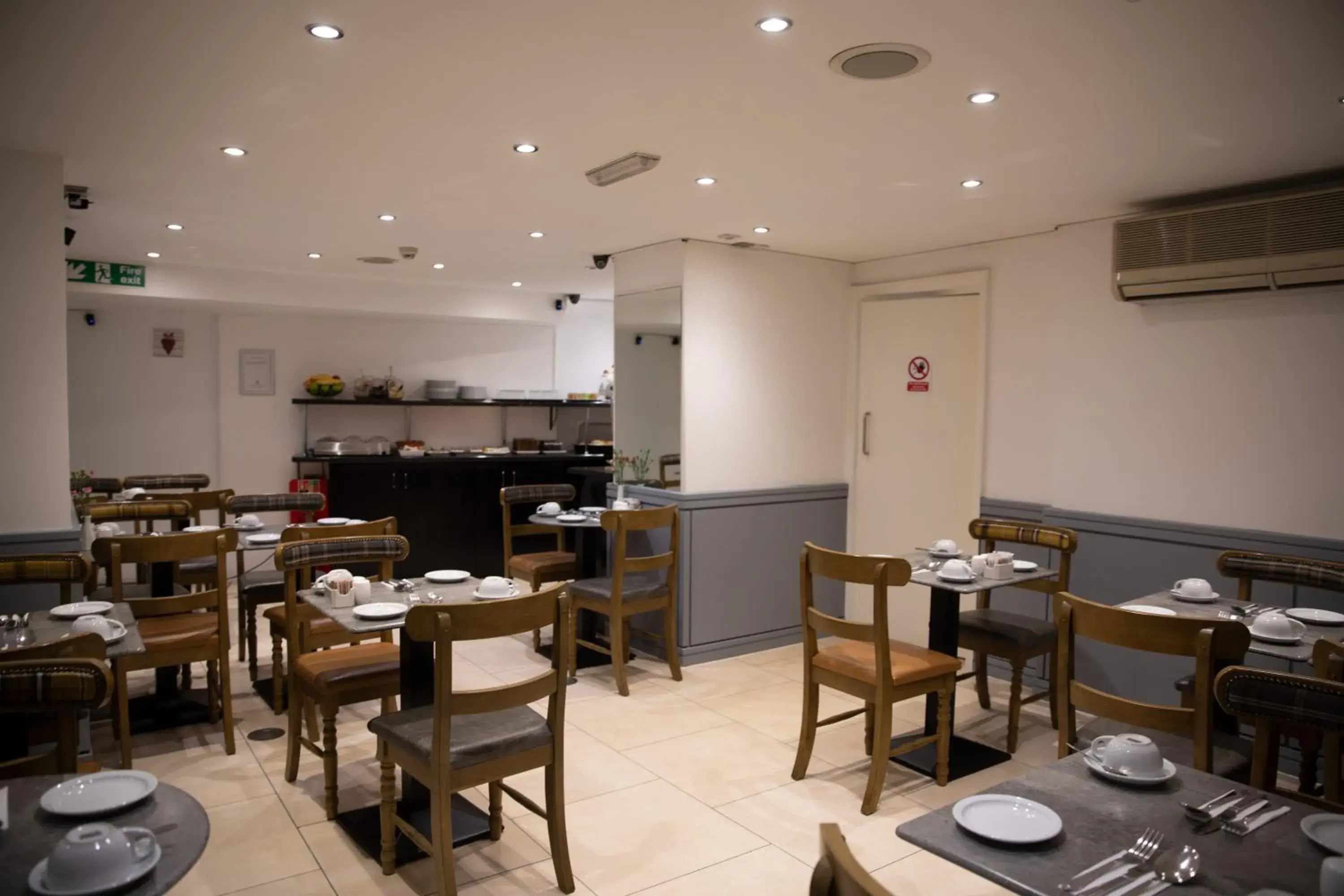 Breakfast in Duke Of Leinster Hotel Breakfast in Duke Of Leinster Hotel