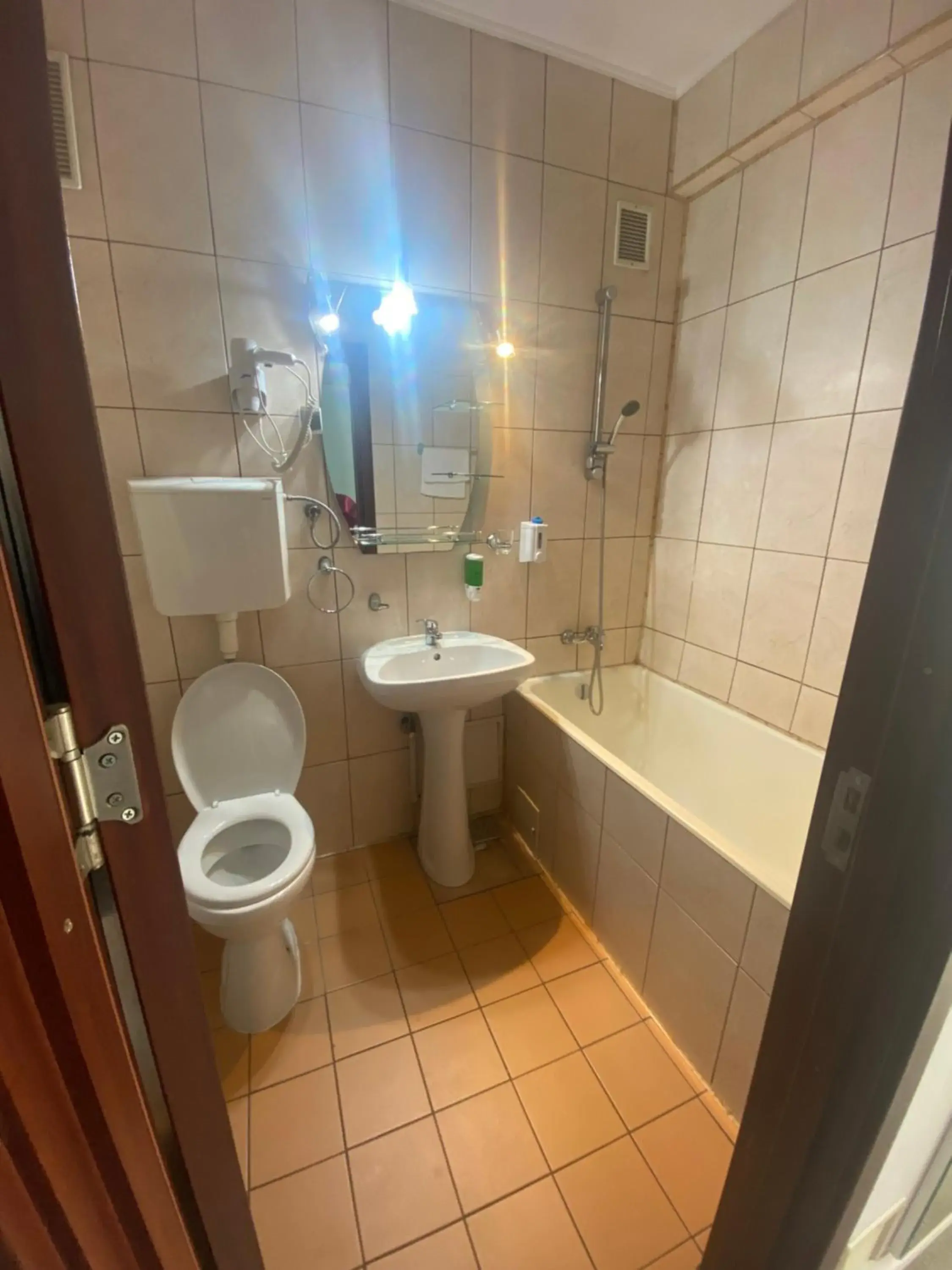 Double or Twin Room - single occupancy in Hotel Parc Double or Twin Room - single occupancy in Hotel Parc