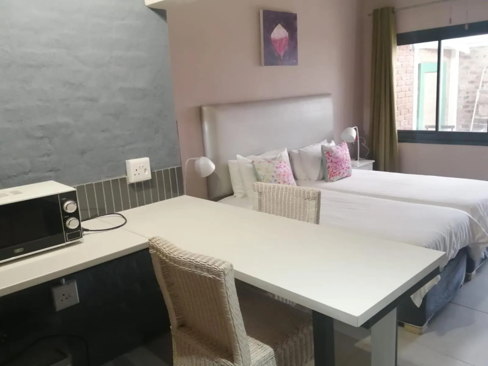 Bedroom, Bed in Zebrina Guest House