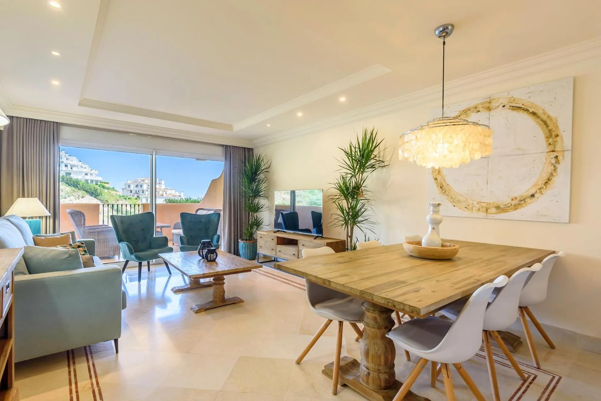 Living room in Alcam Aloha Deluxe 42