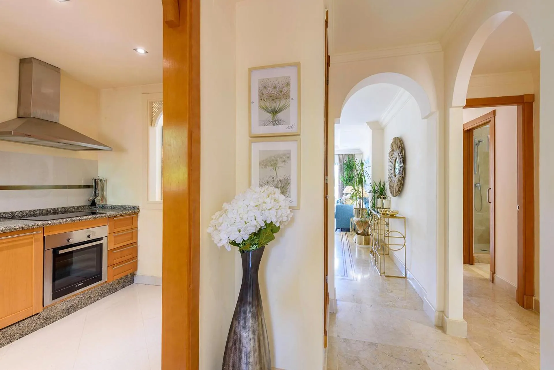 kitchen in Alcam Aloha Deluxe 42