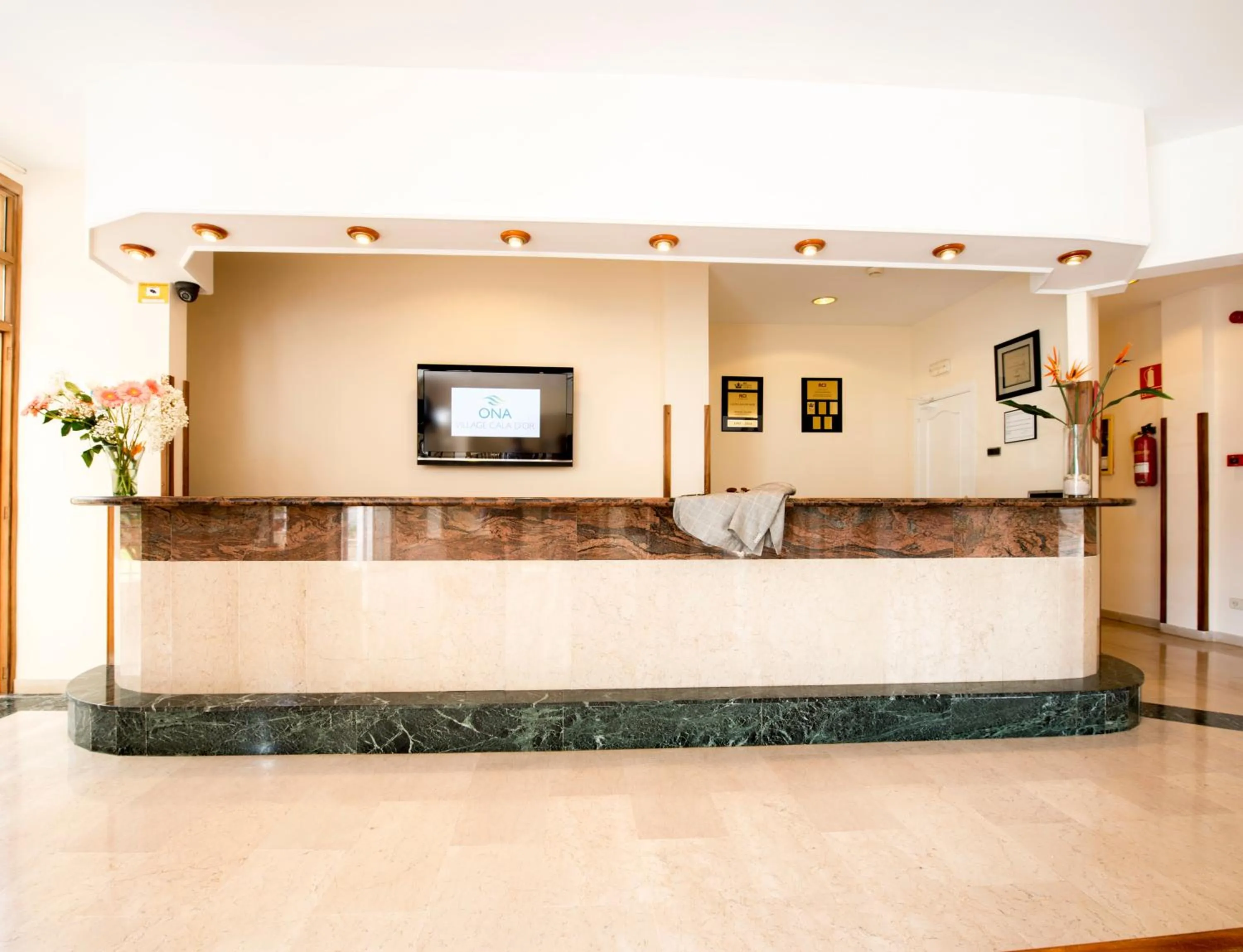 Lobby or reception in Ona Village Cala d'Or