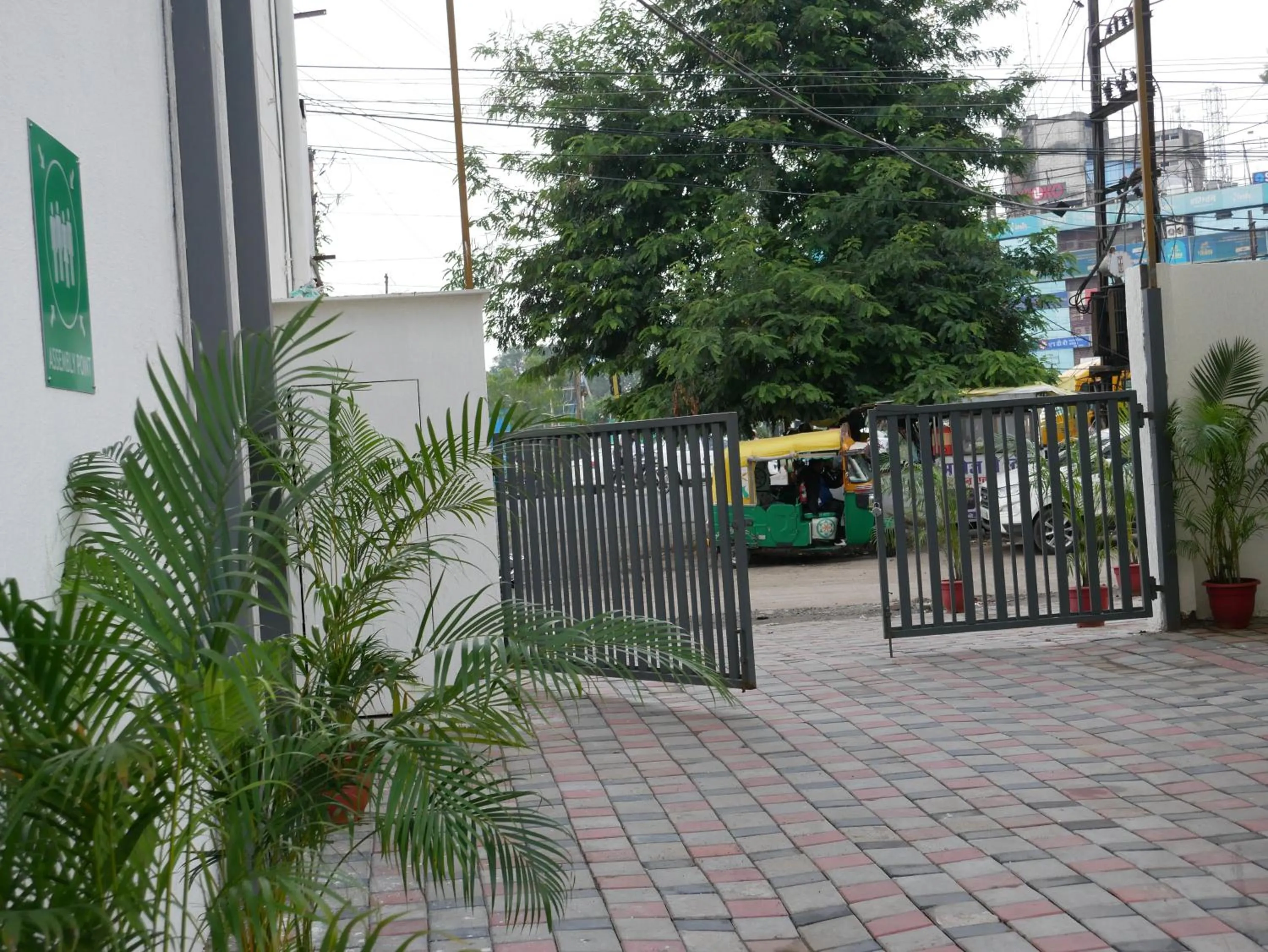 Facade/entrance in Zip By Spree Hotels Bhopal