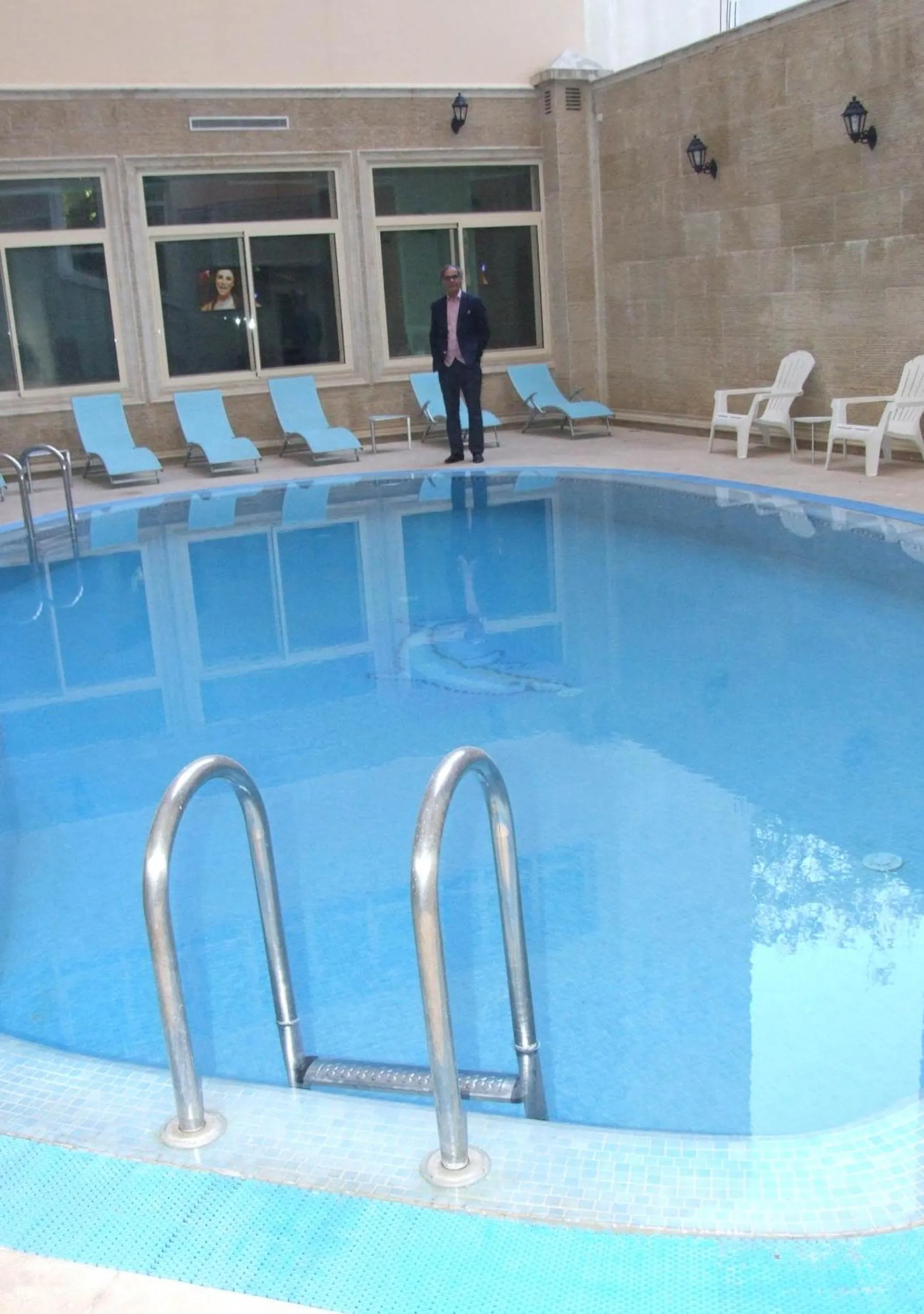 Swimming pool in Hotel Tafilalet
