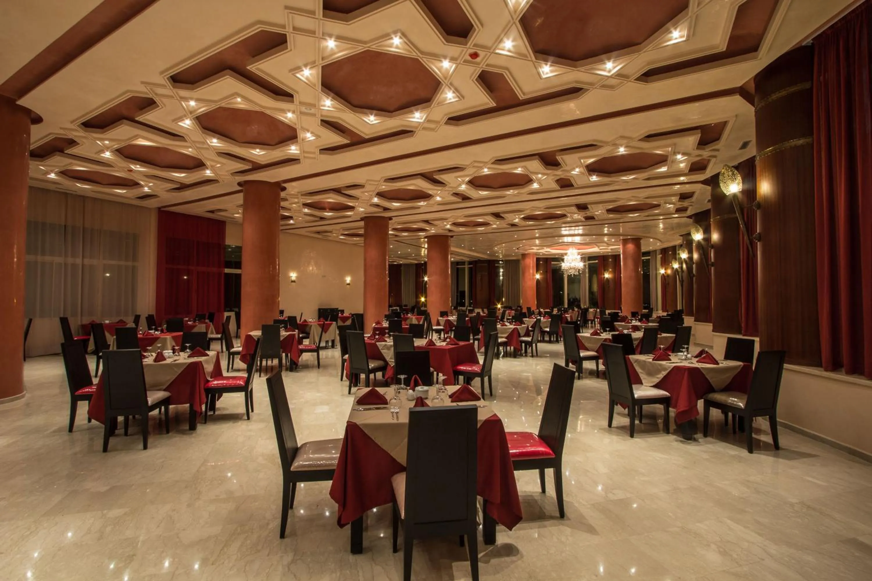 Restaurant/places to eat in Hotel Tafilalet