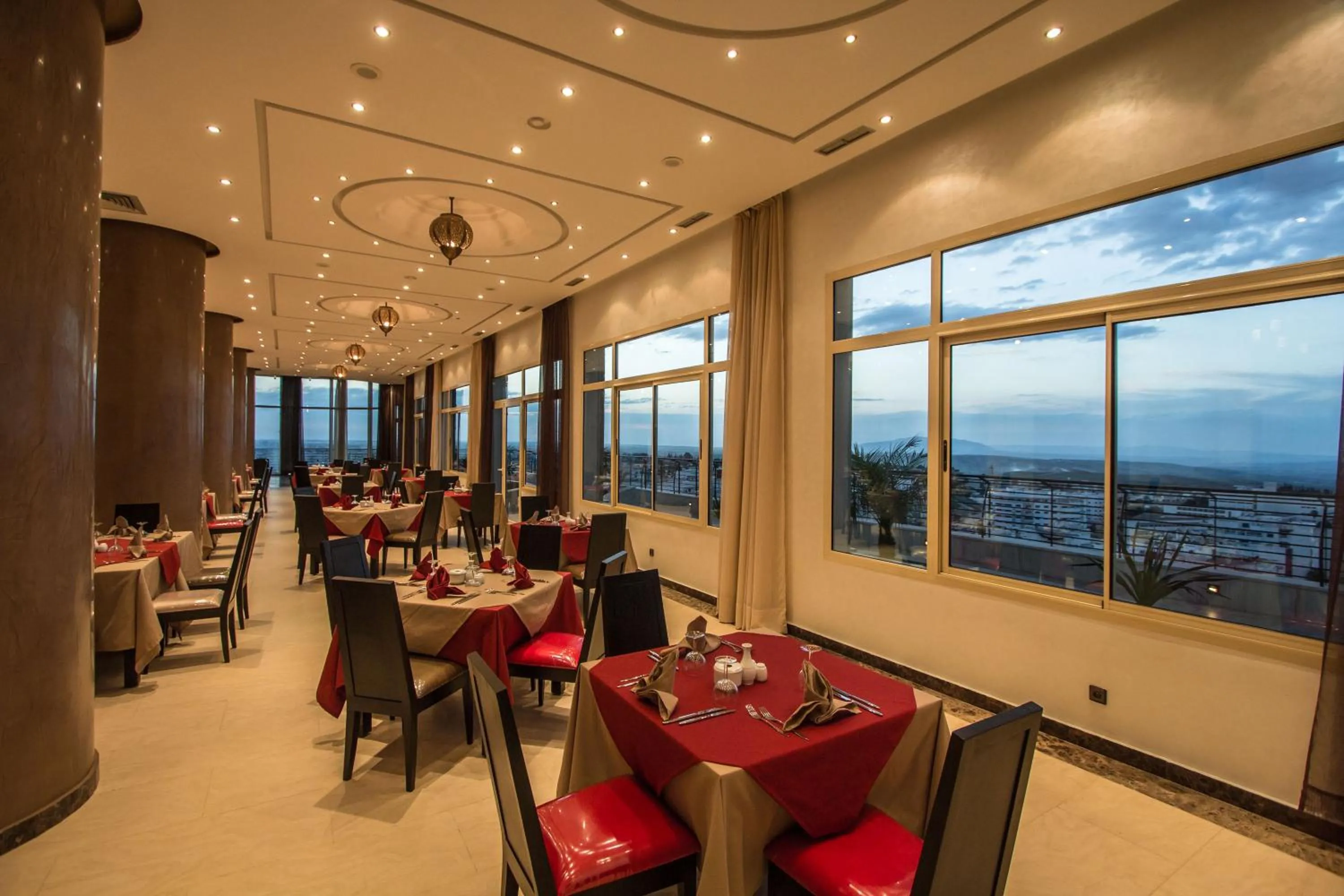 Restaurant/places to eat in Hotel Tafilalet